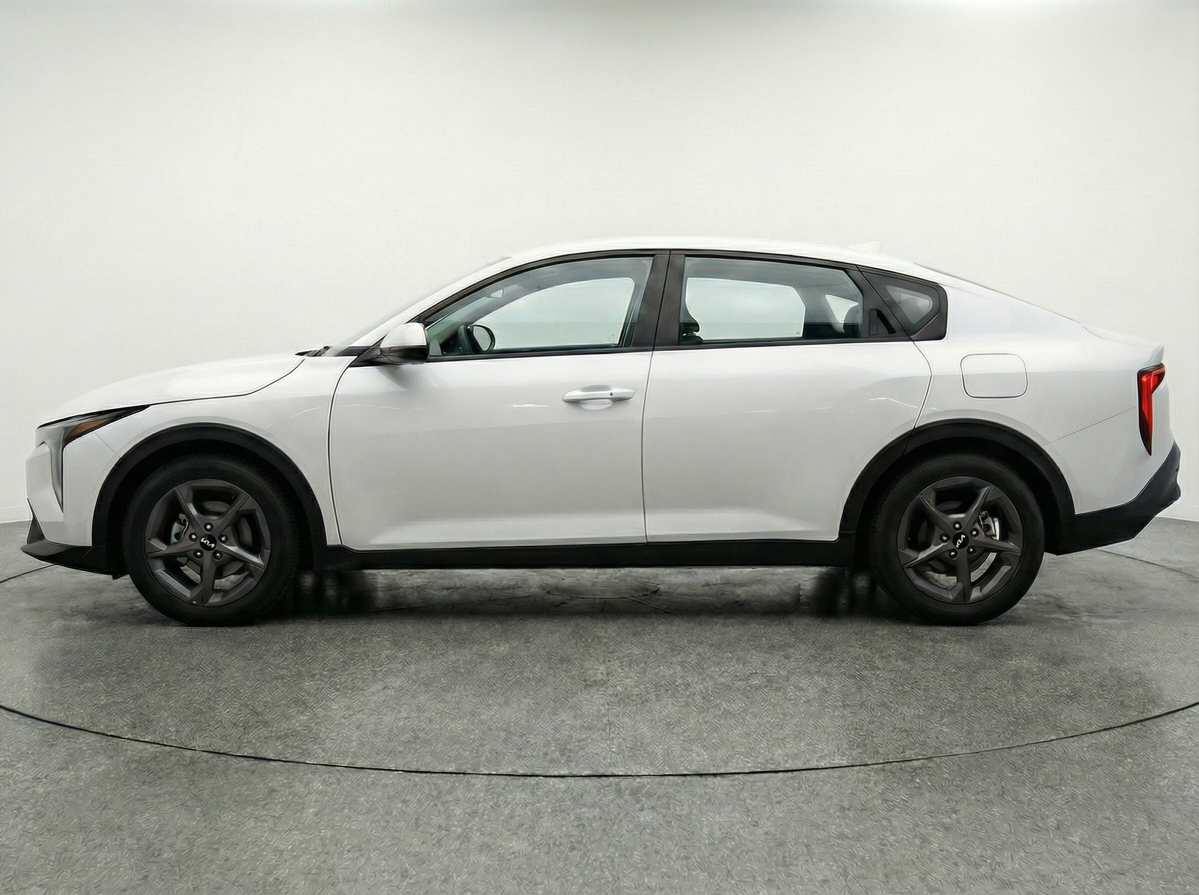 Thumbnail: 2025 Kia K4 - 4