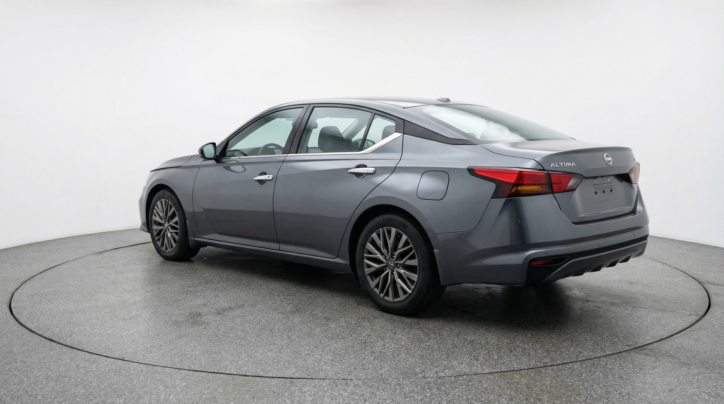 Thumbnail: 2025 Nissan Altima - 5