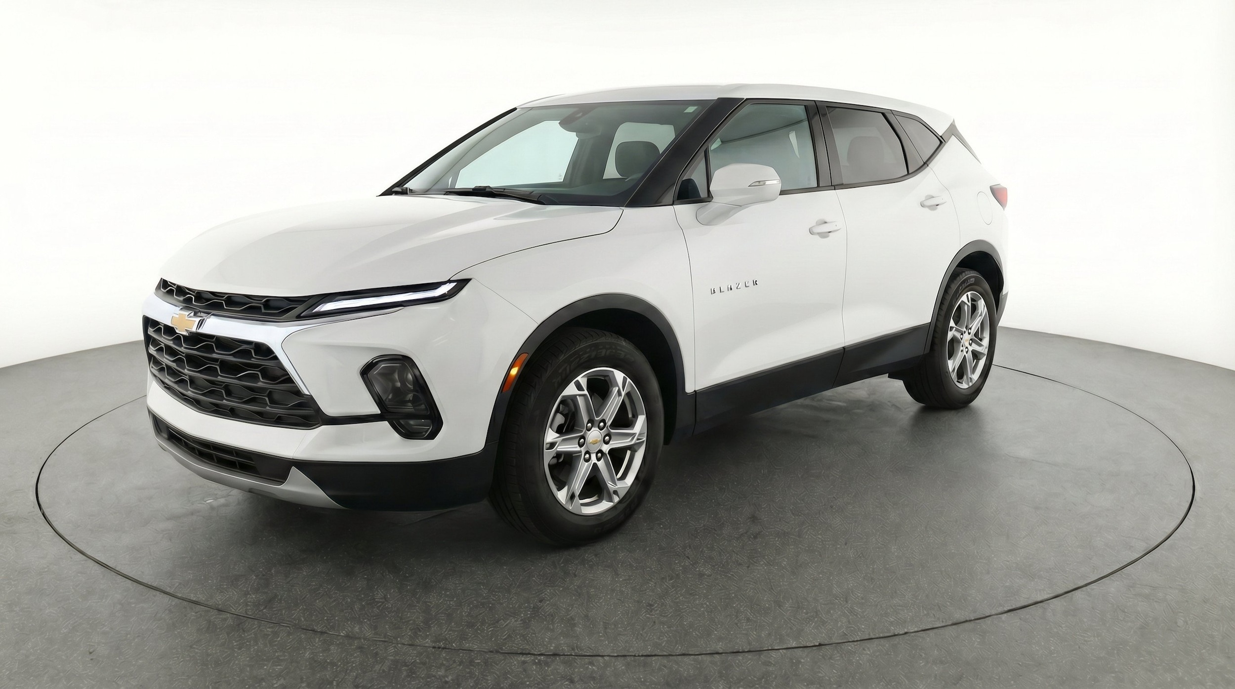 Thumbnail: 2025 Chevrolet Blazer - 3