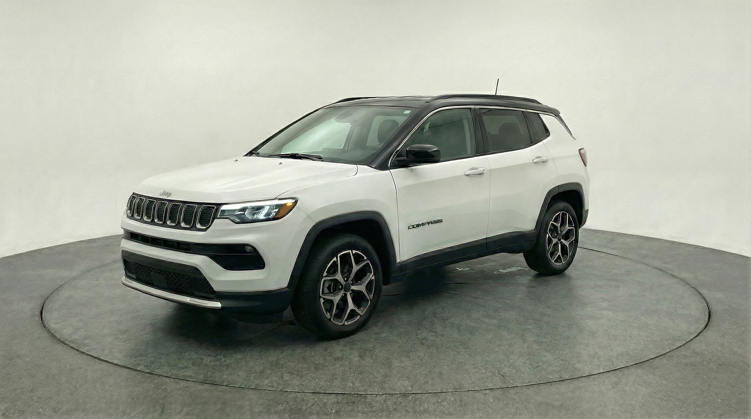 Thumbnail: 2025 Jeep Compass - 3