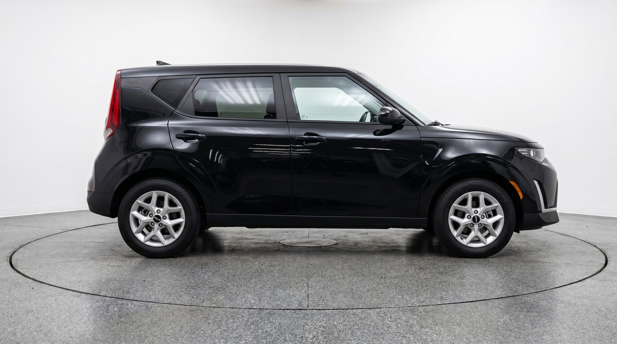 Thumbnail: 2025 Kia Soul - 11