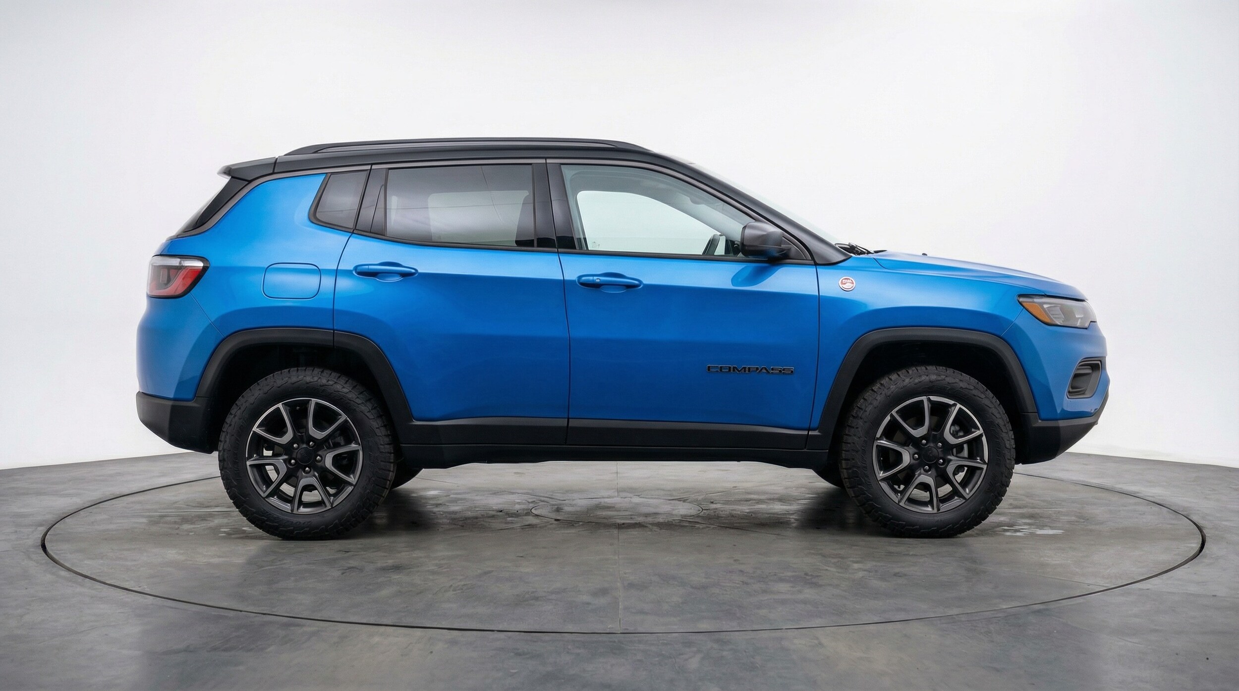 Thumbnail: 2025 Jeep Compass - 8