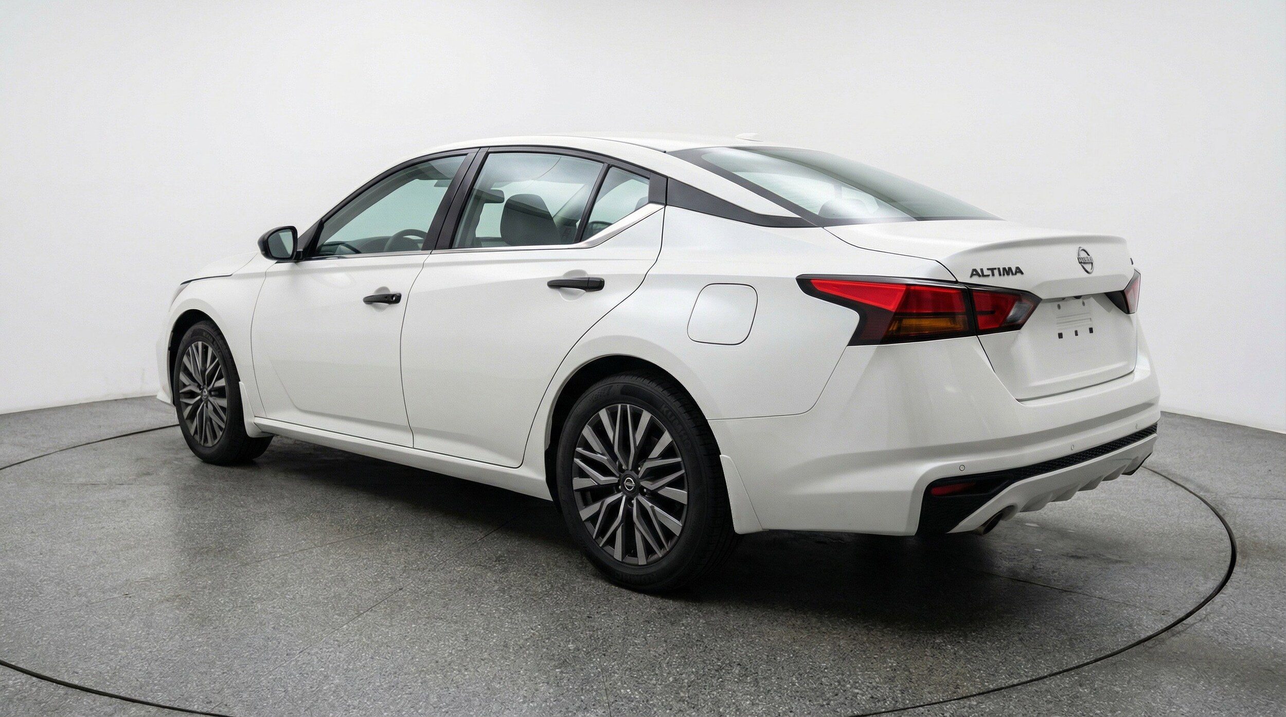 Thumbnail: 2025 Nissan Altima - 6