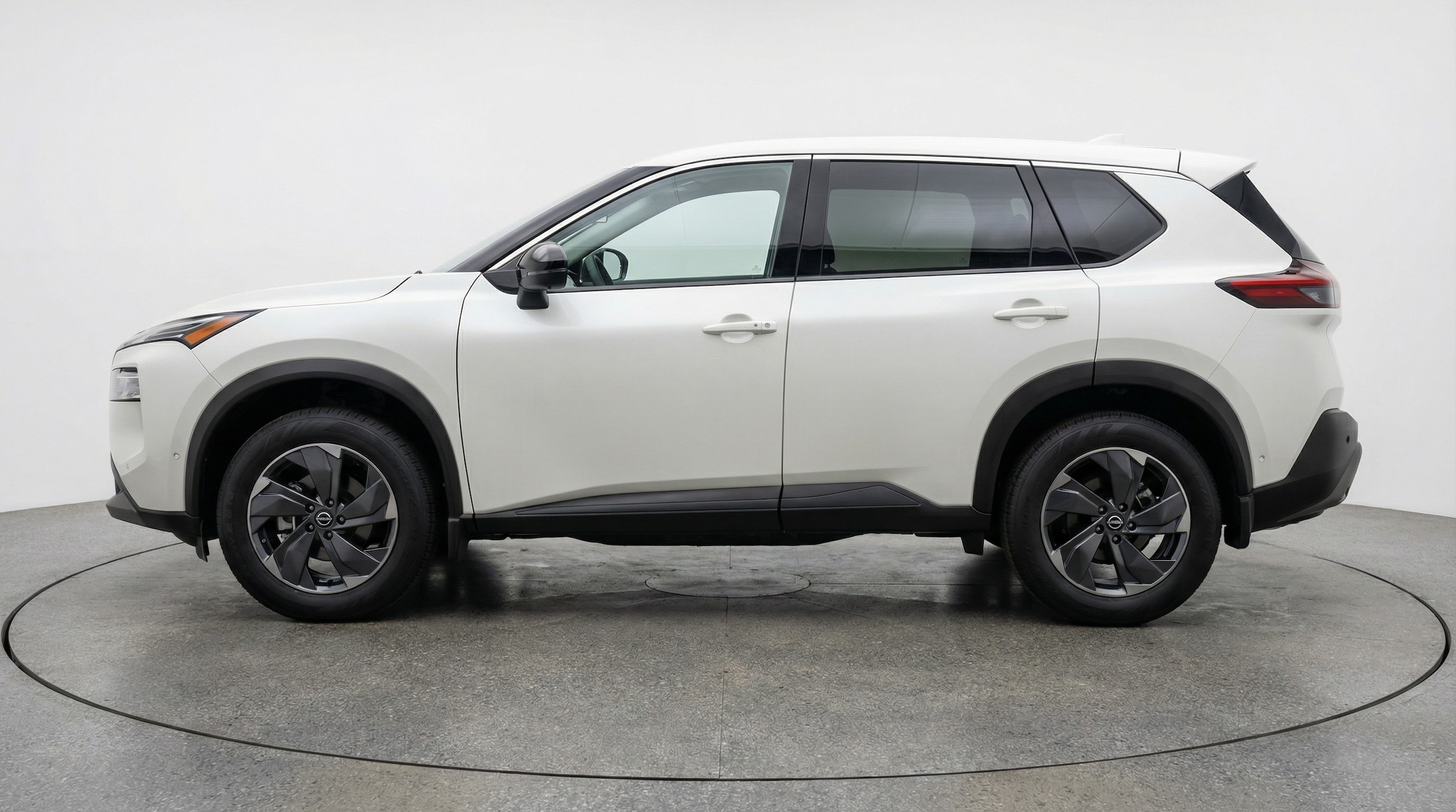 Thumbnail: 2025 Nissan Rogue - 4