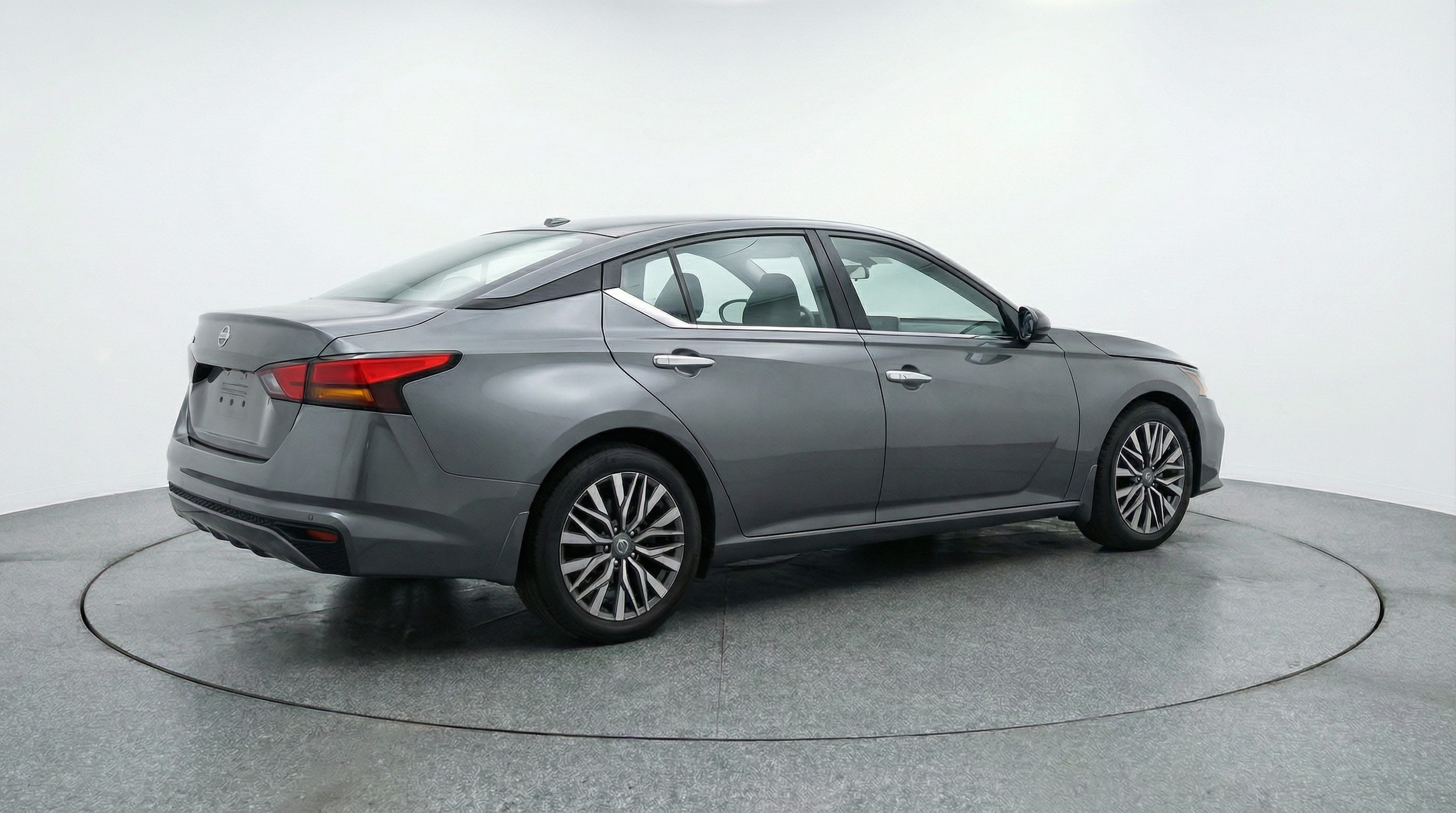 Thumbnail: 2025 Nissan Altima - 7