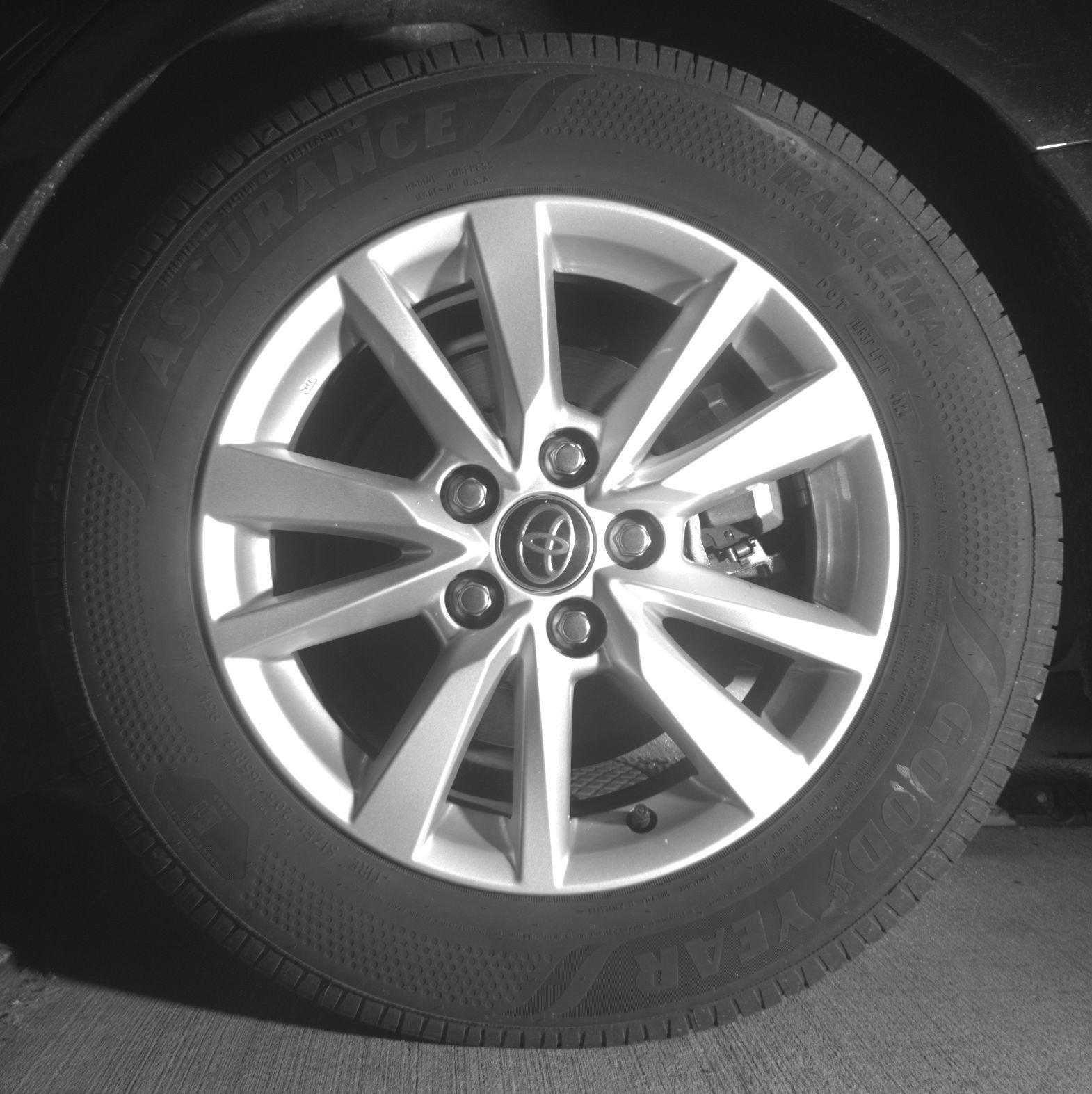 Thumbnail: 2025 Toyota Camry - 14