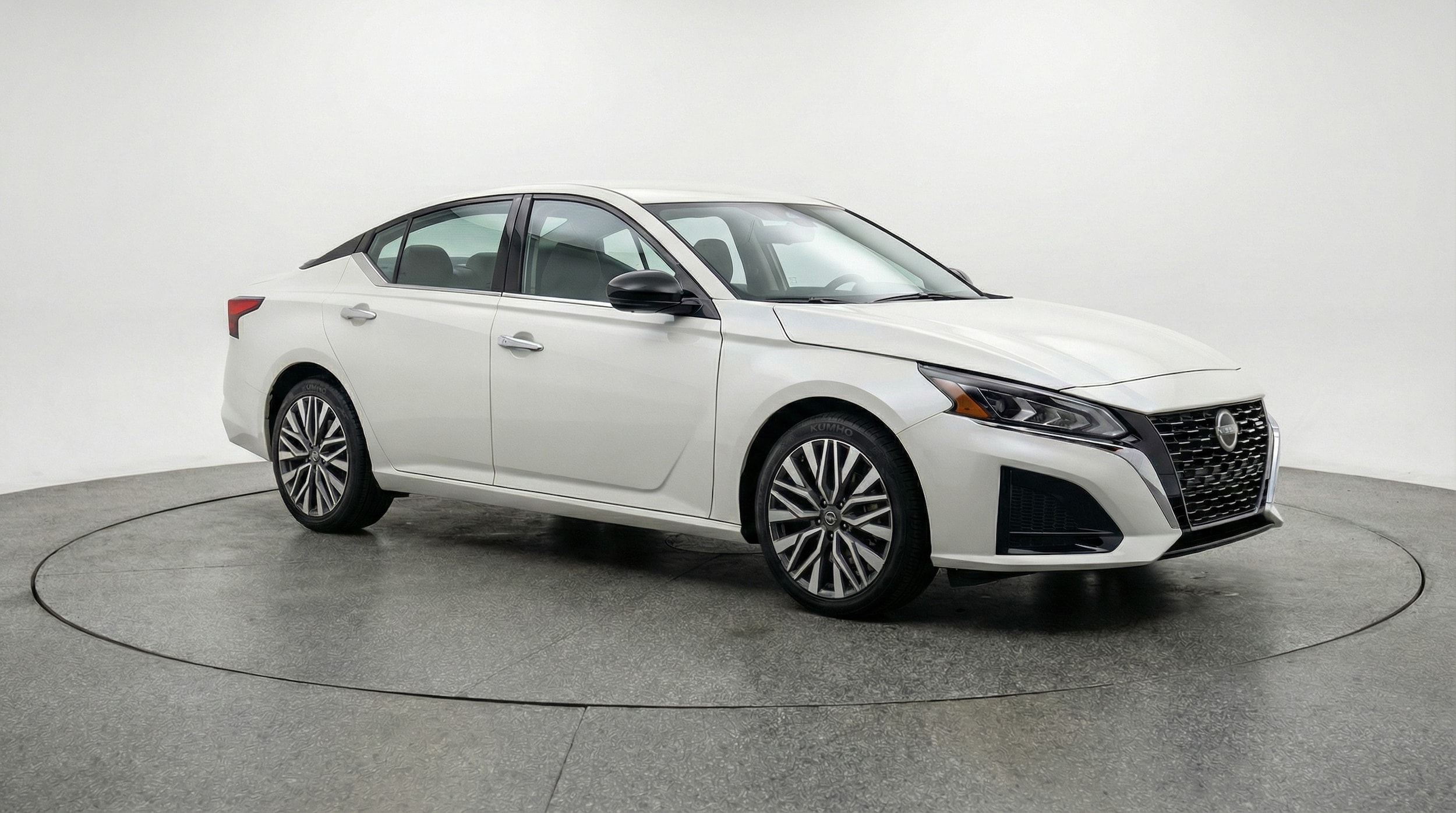 Thumbnail: 2025 Nissan Altima - 1