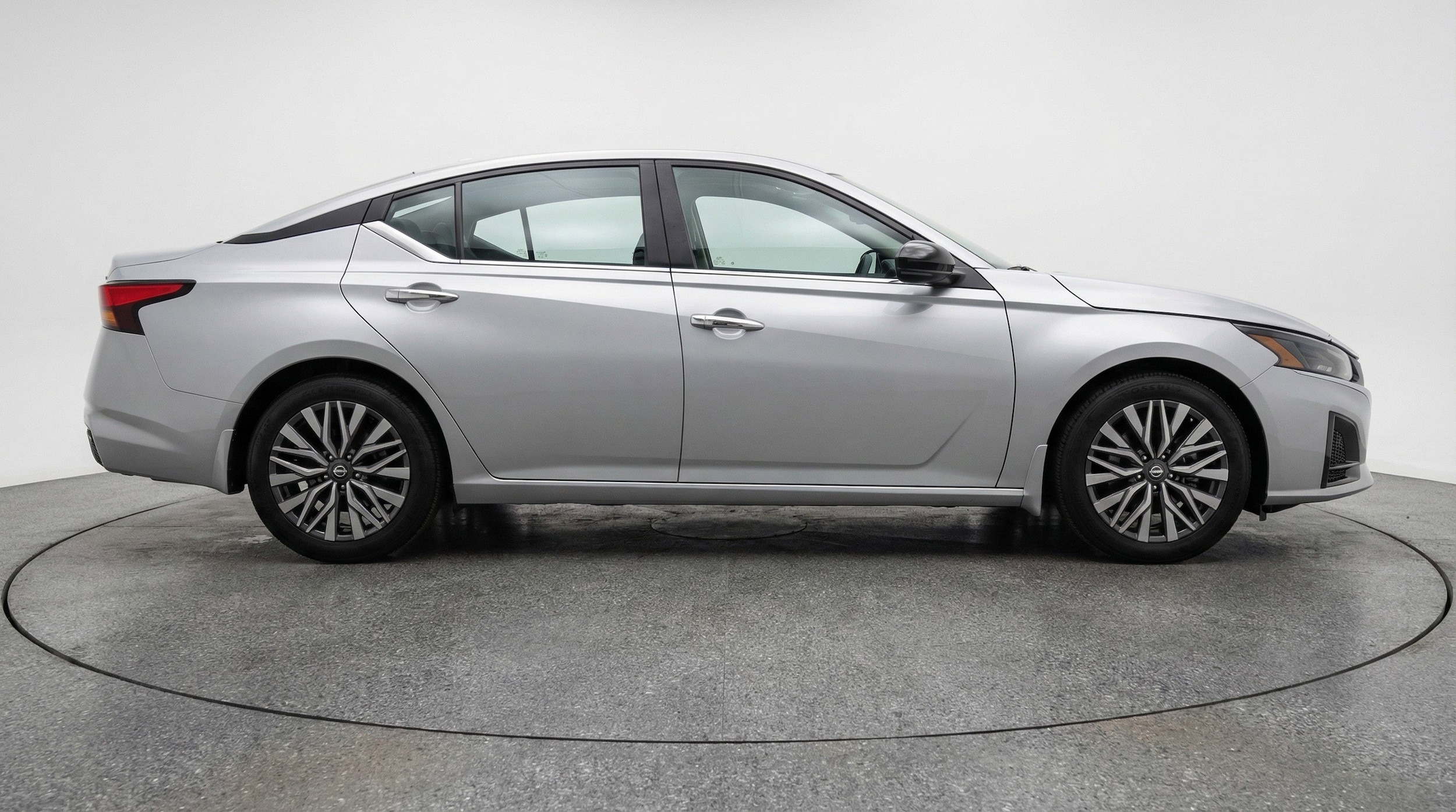 Thumbnail: 2025 Nissan Altima - 11