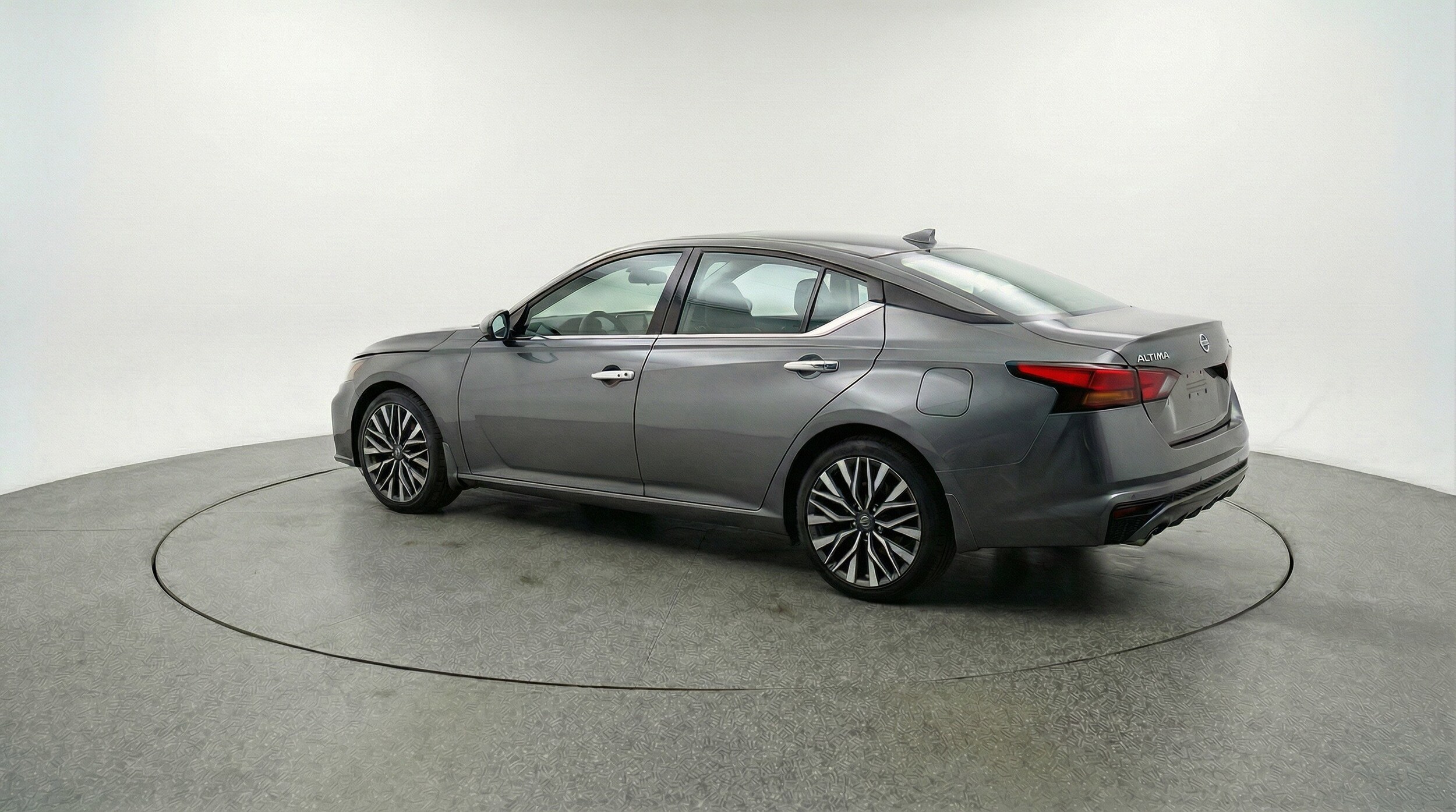 Thumbnail: 2025 Nissan Altima - 6