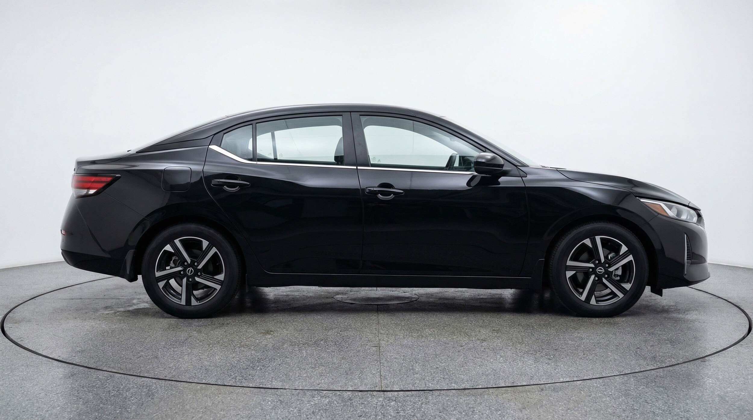 Thumbnail: 2025 Nissan Sentra - 11