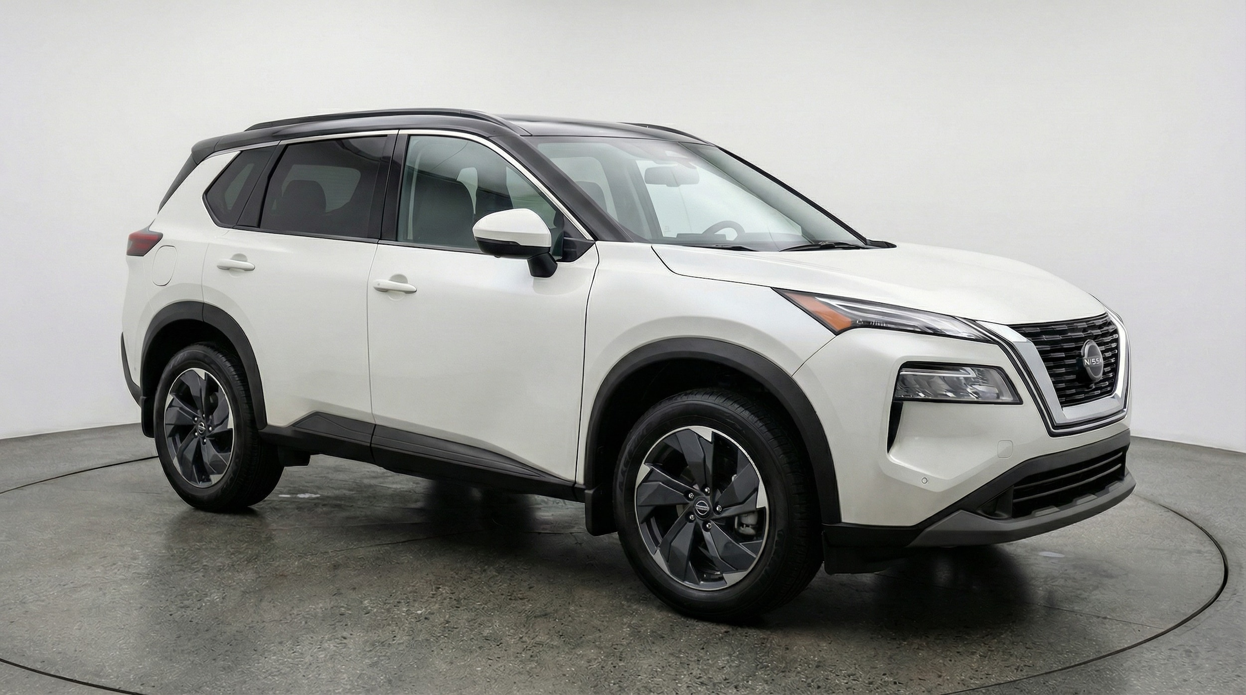 Thumbnail: 2025 Nissan Rogue - 1