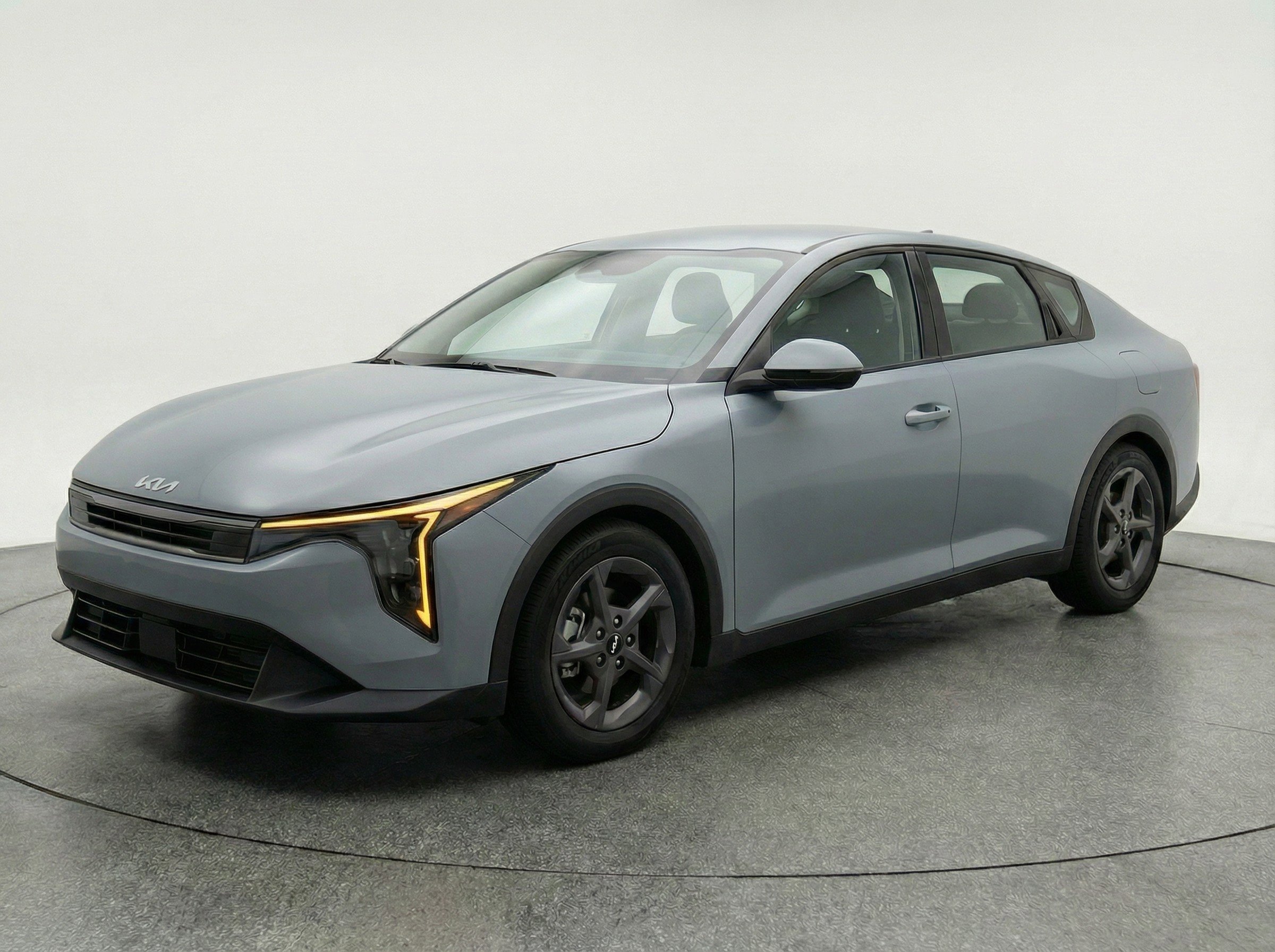 Thumbnail: 2025 Kia K4 - 3
