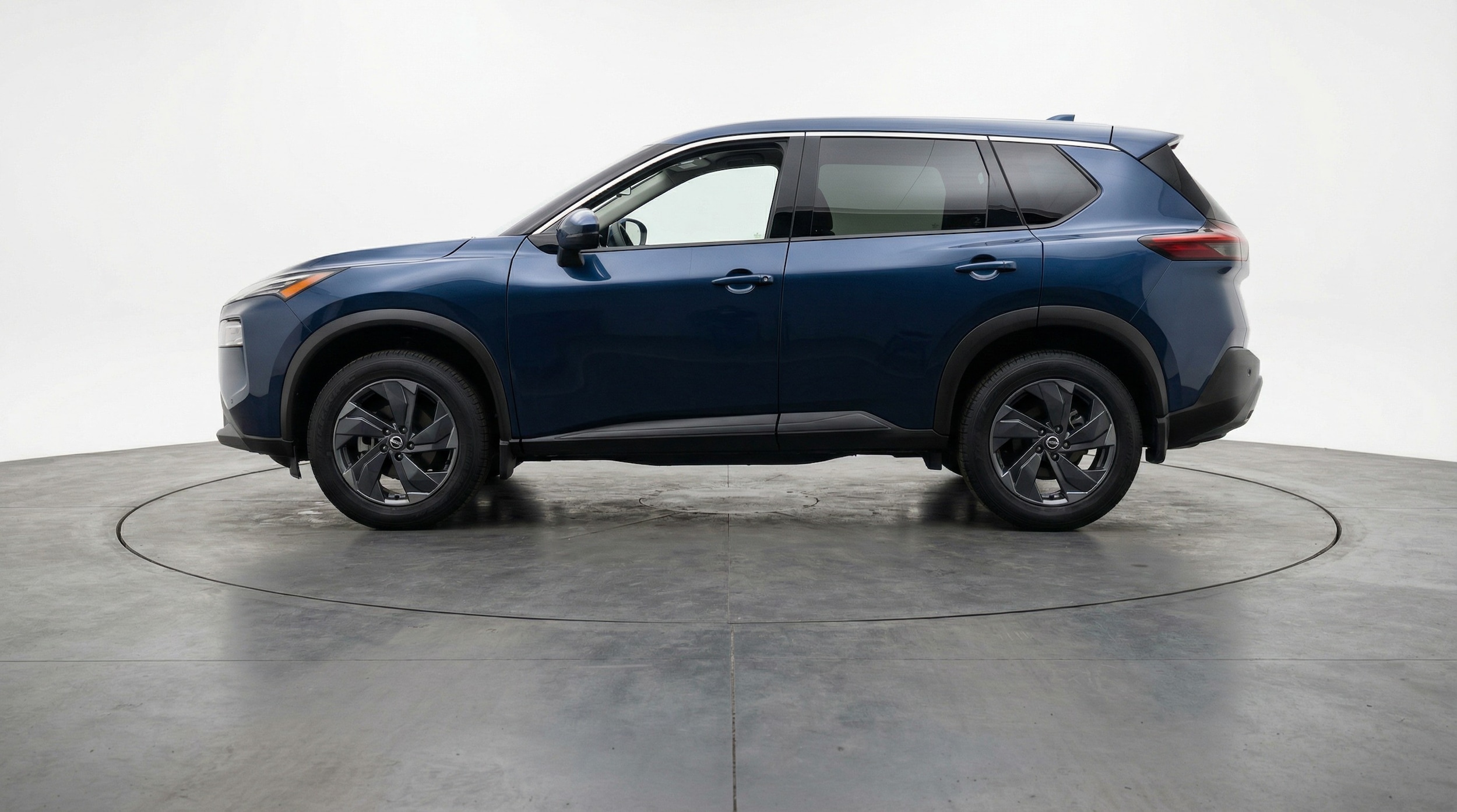 Thumbnail: 2025 Nissan Rogue - 4