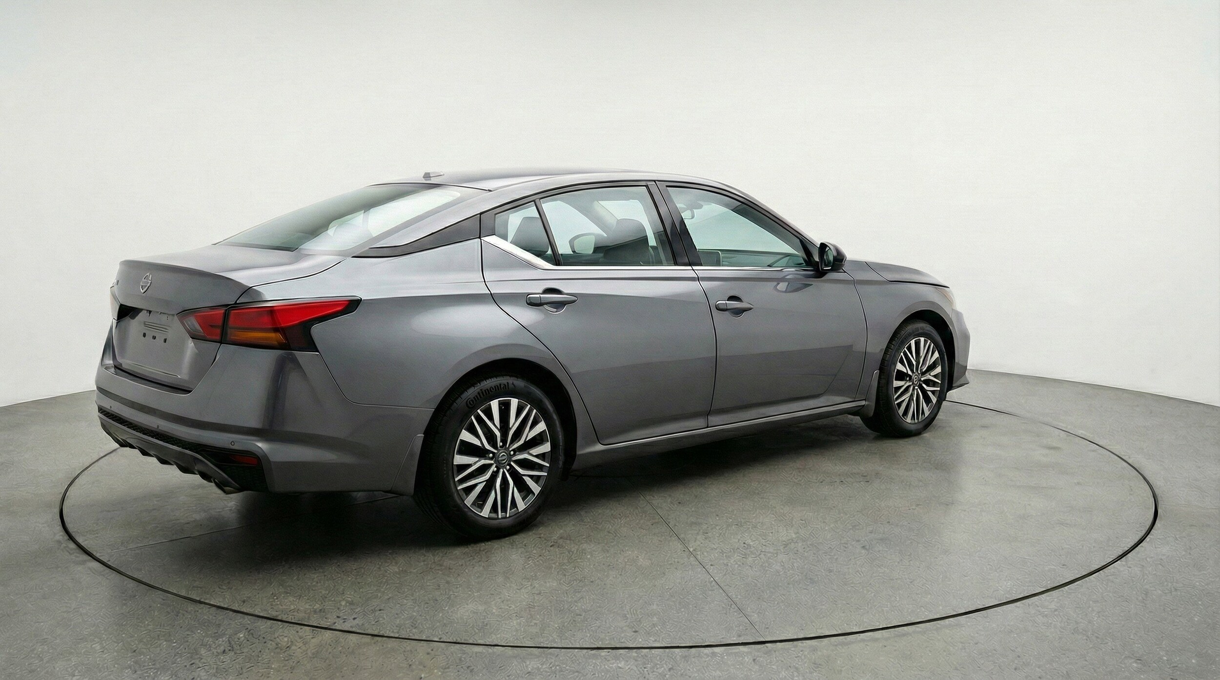 Thumbnail: 2025 Nissan Altima - 9