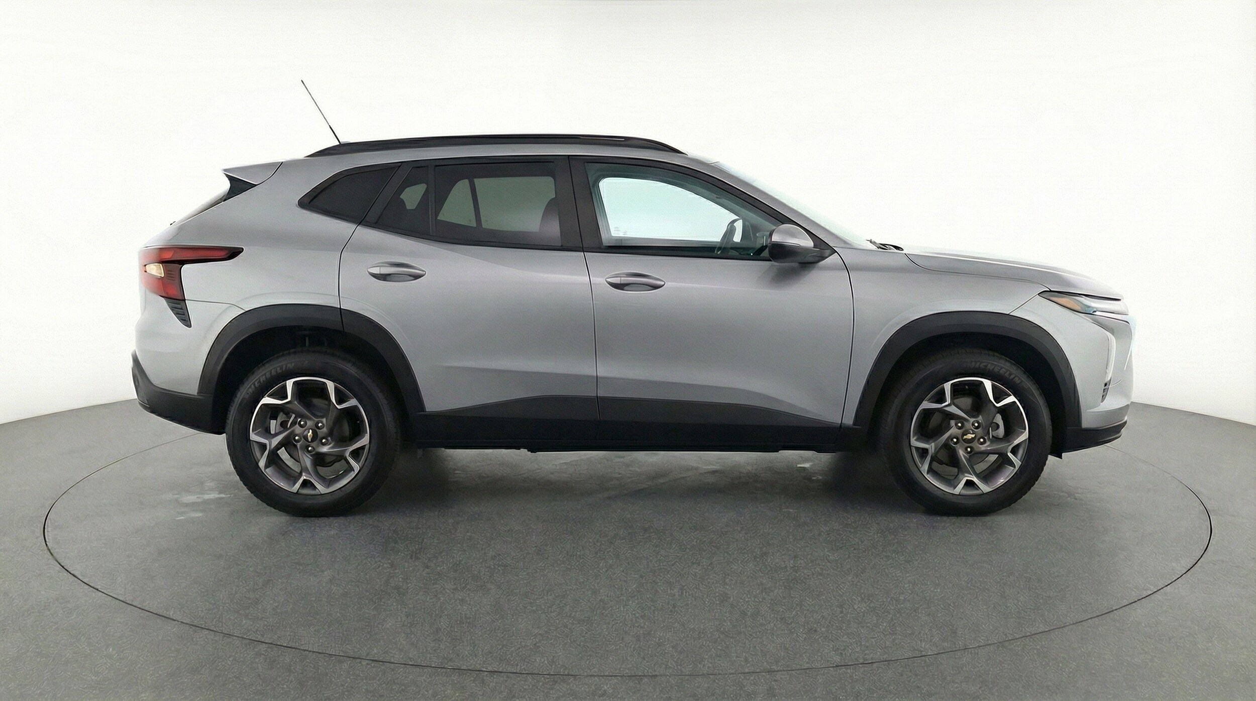 Thumbnail: 2025 Chevrolet Trax - 11
