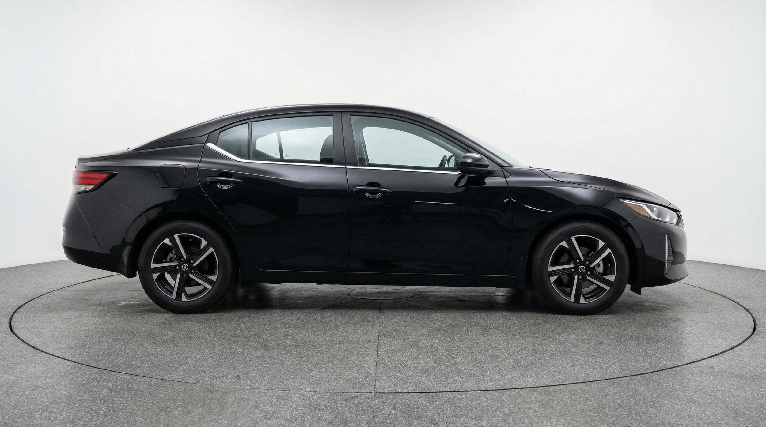 Thumbnail: 2025 Nissan Sentra - 11