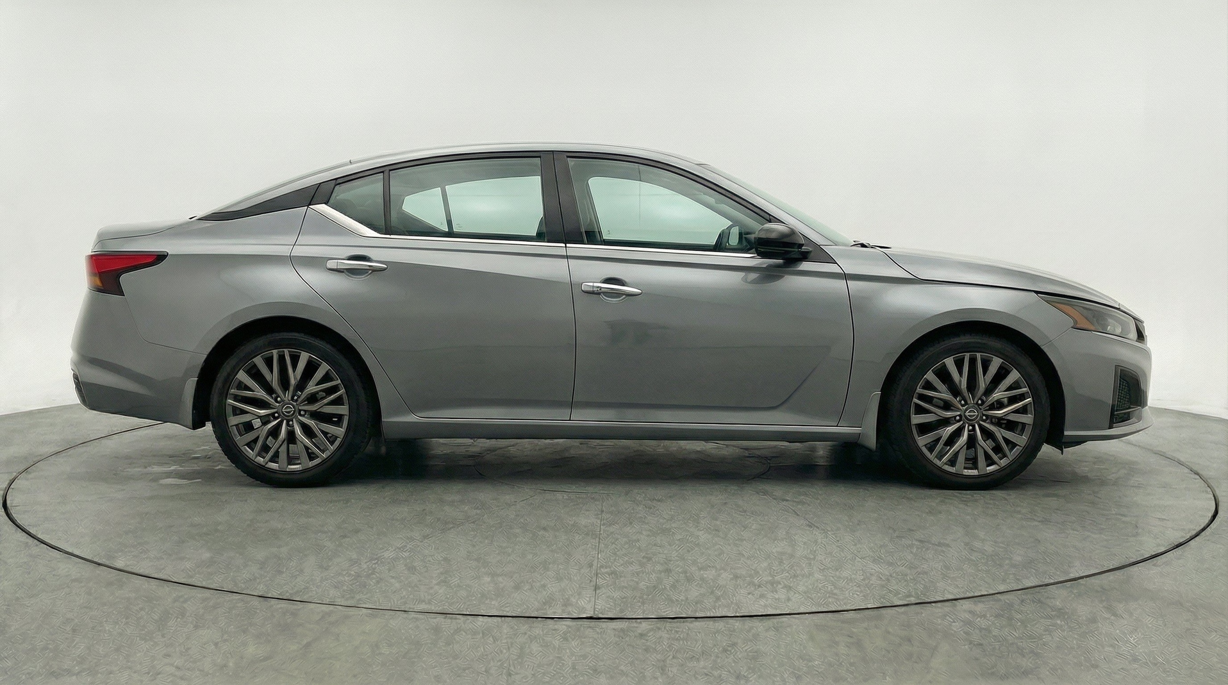 Thumbnail: 2025 Nissan Altima - 11