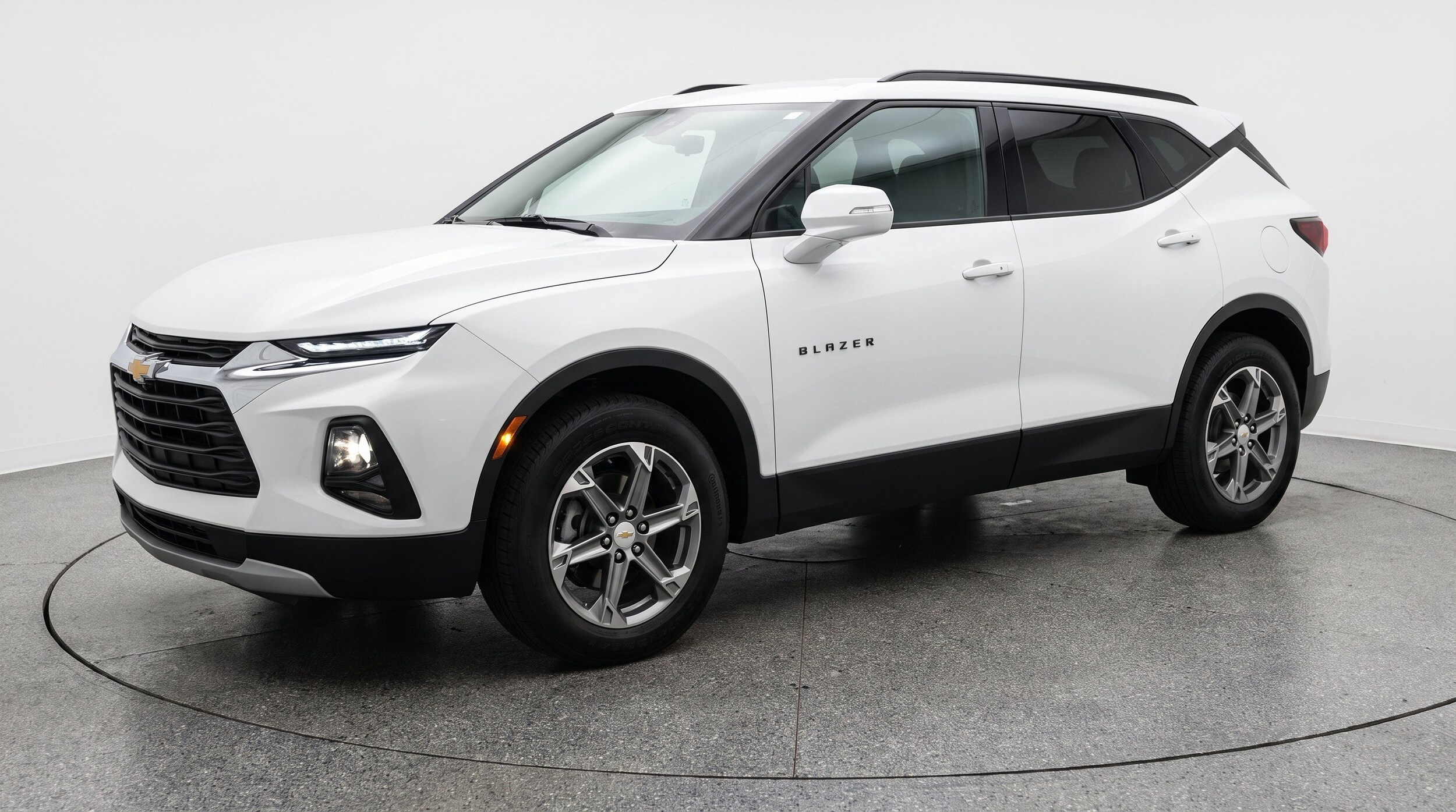 Thumbnail: 2025 Chevrolet Blazer - 3