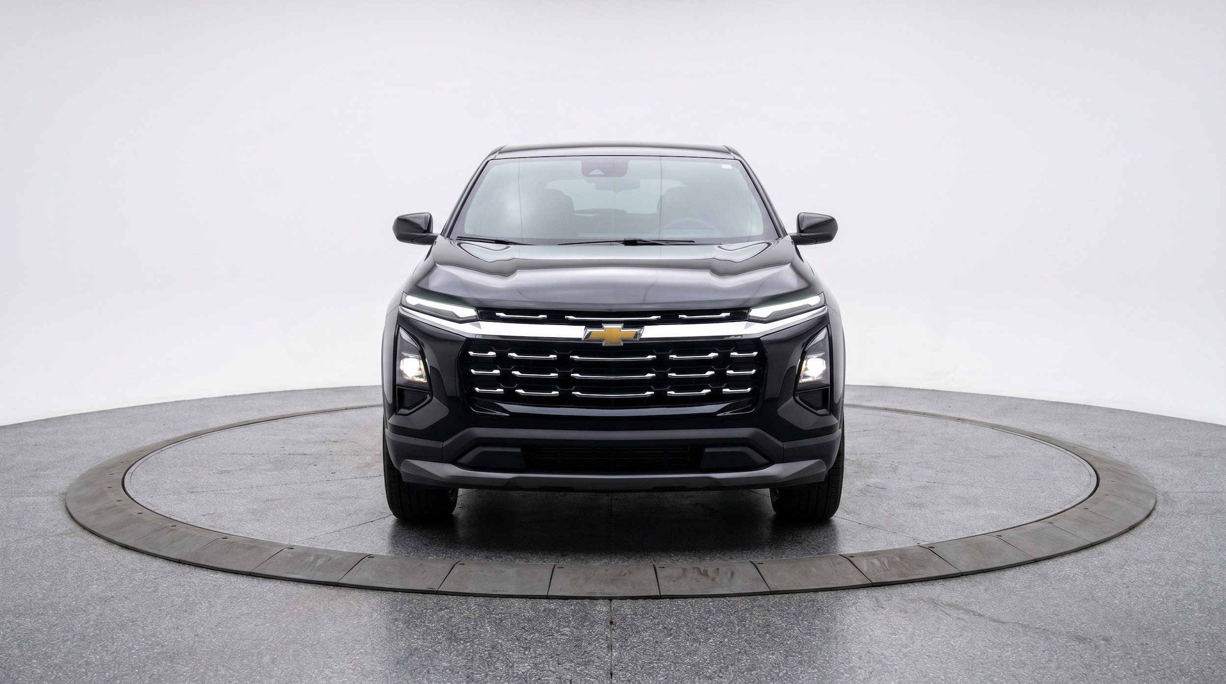 Thumbnail: 2025 Chevrolet Equinox - 2