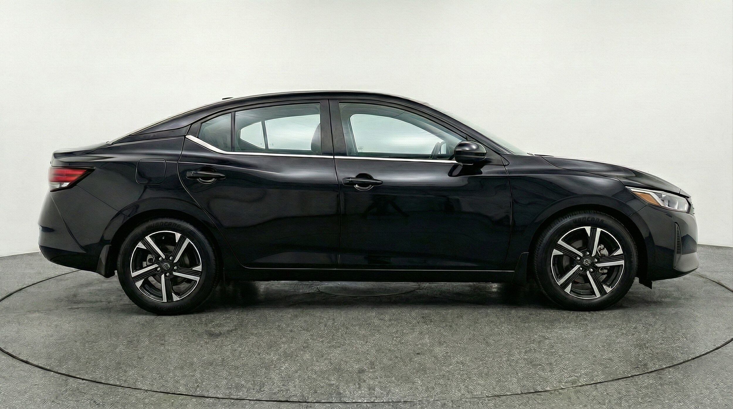 Thumbnail: 2025 Nissan Sentra - 8