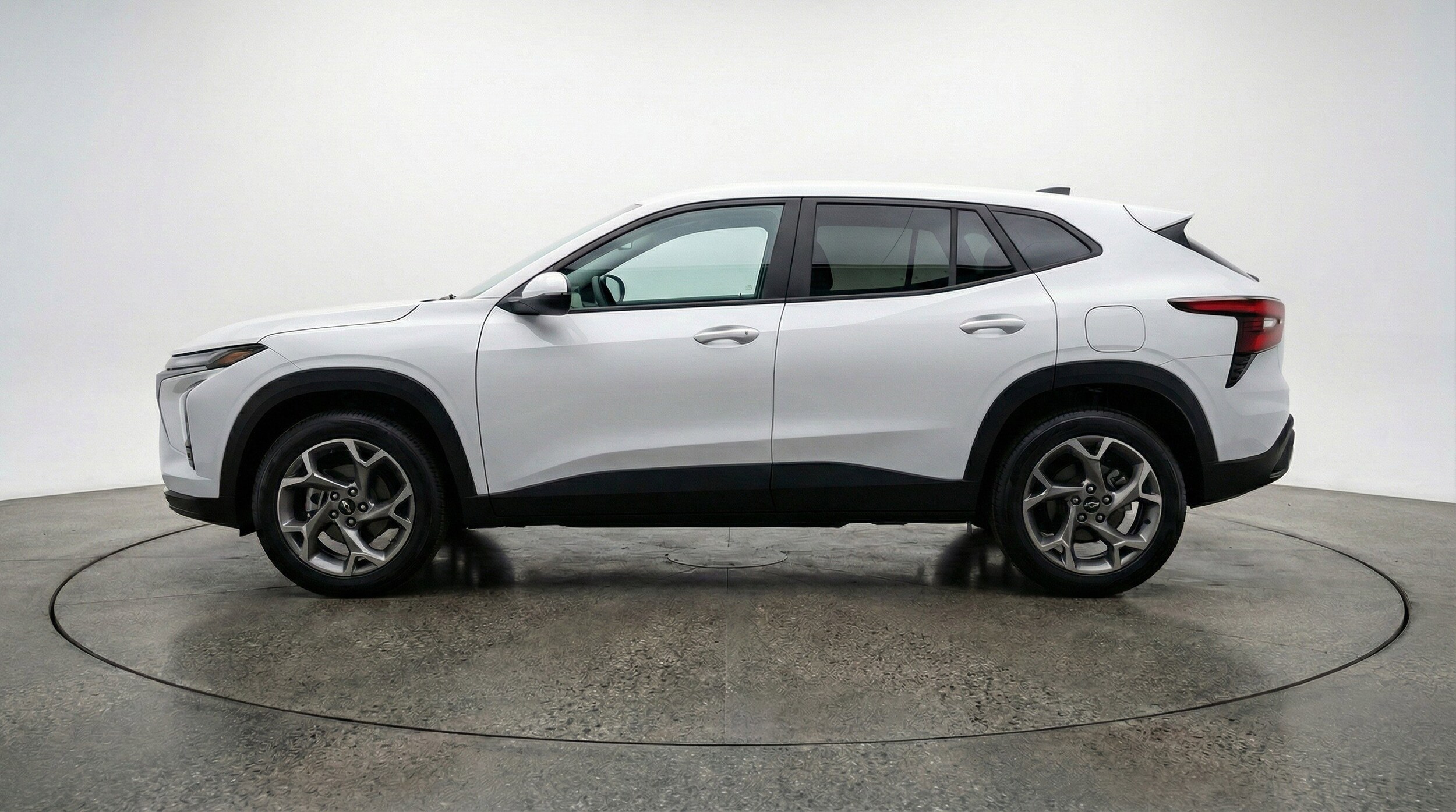 Thumbnail: 2025 Chevrolet Trax - 5
