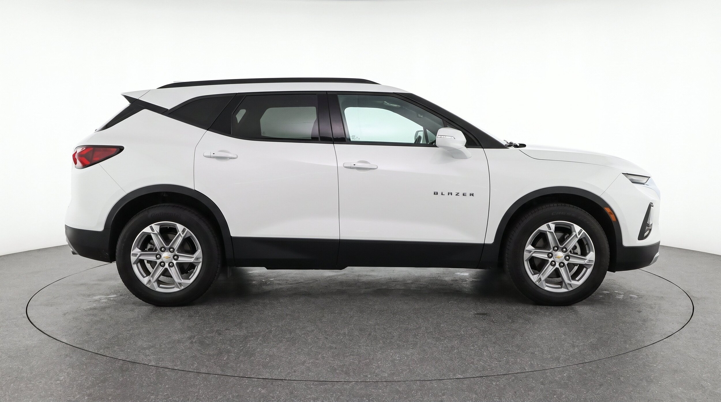 Thumbnail: 2026 Chevrolet Blazer - 10