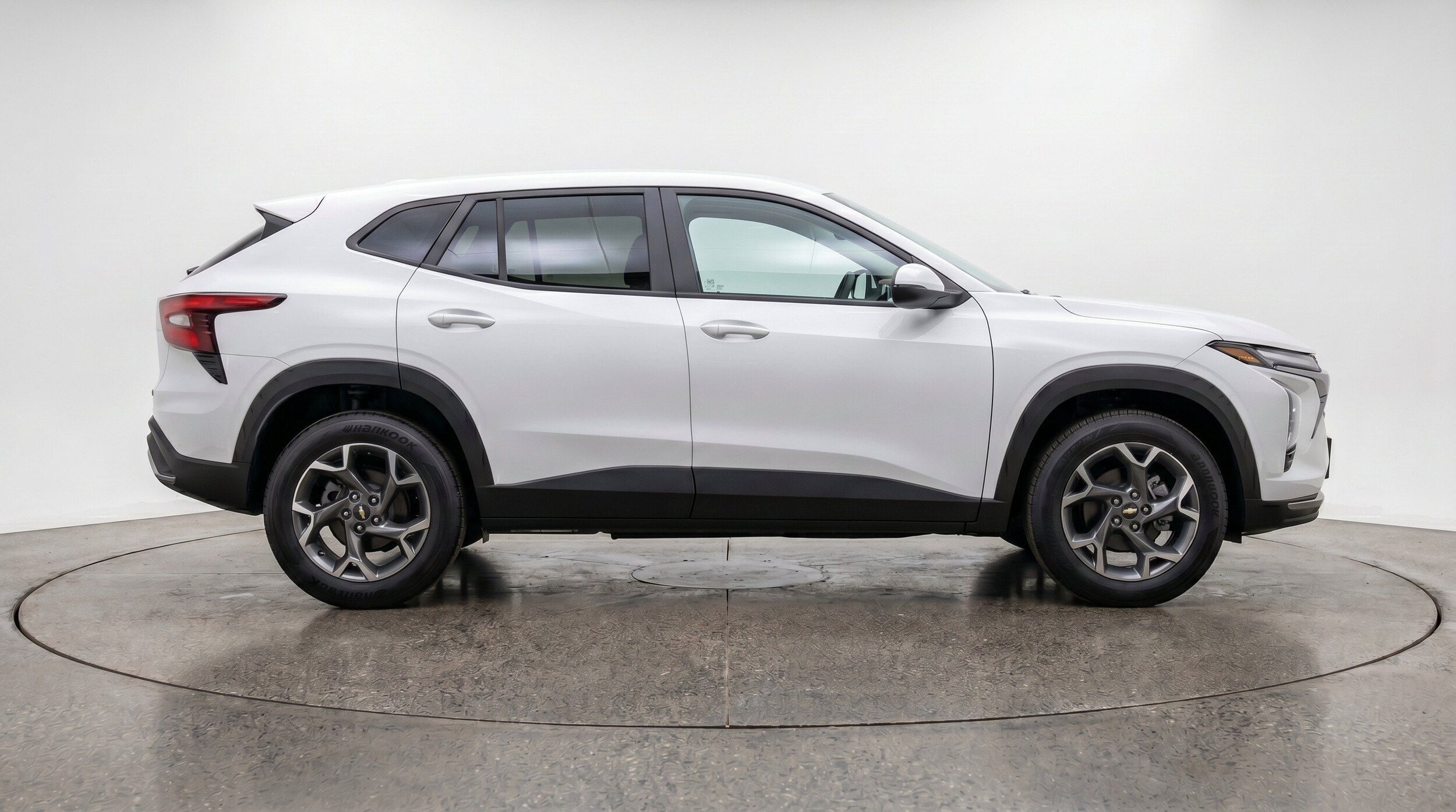 Thumbnail: 2025 Chevrolet Trax - 11