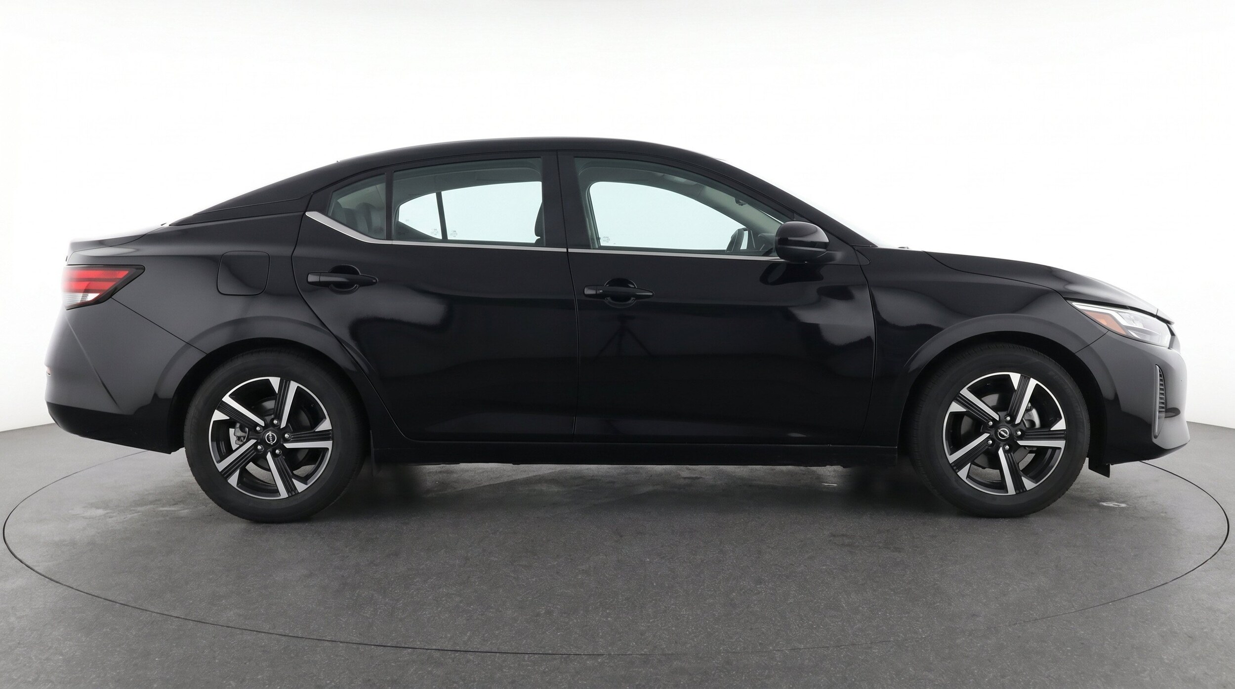 Thumbnail: 2025 Nissan Sentra - 11