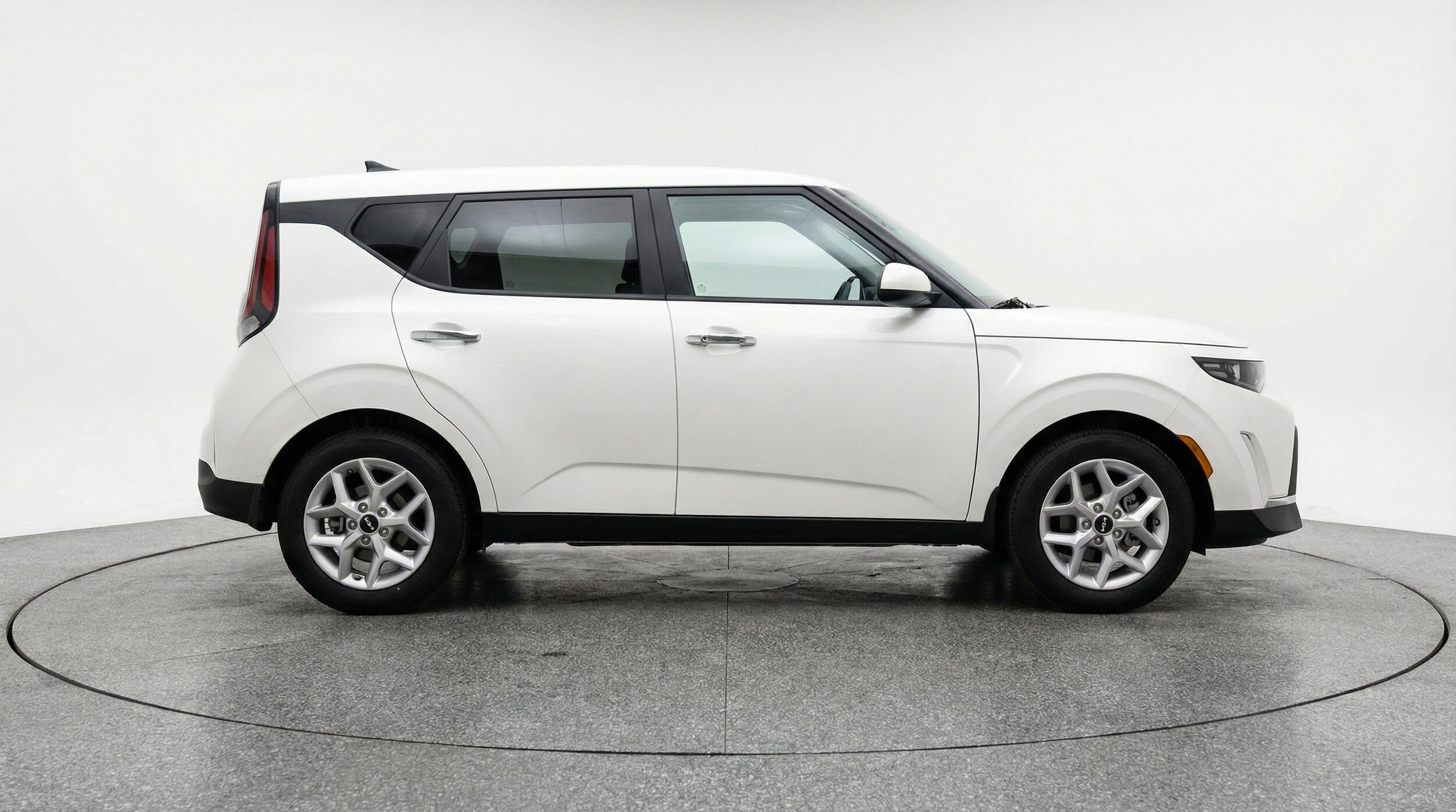 Thumbnail: 2025 Kia Soul - 11