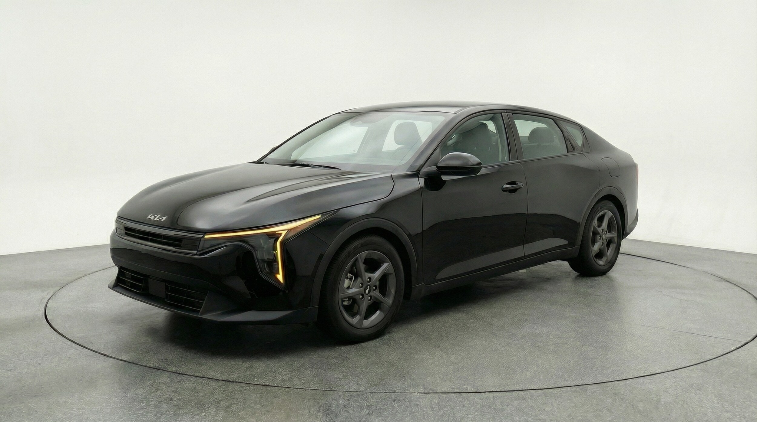 Thumbnail: 2025 Kia K4 - 3