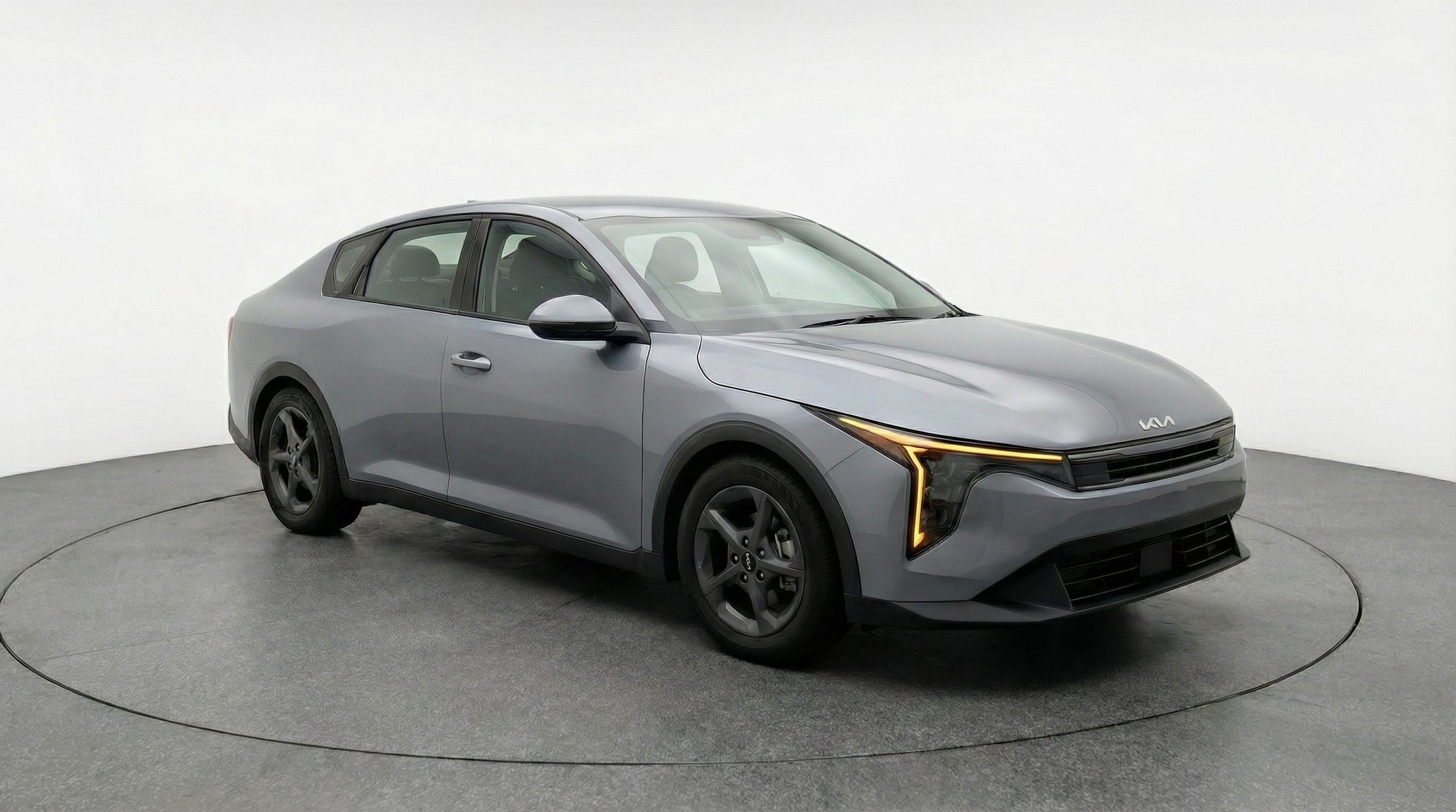 Thumbnail: 2025 Kia K4 - 1