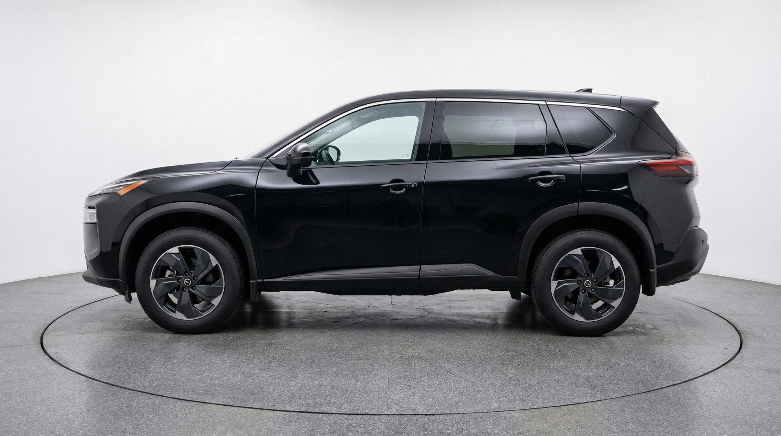 Thumbnail: 2025 Nissan Rogue - 5