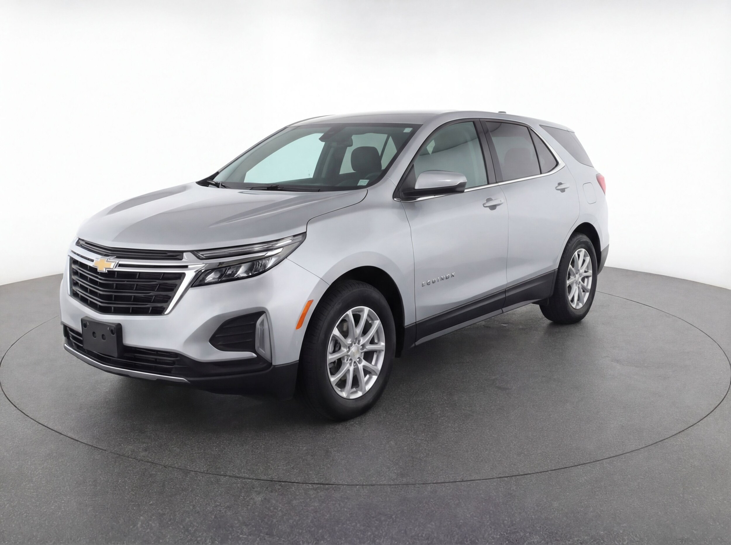Thumbnail: 2023 Chevrolet Equinox - 3