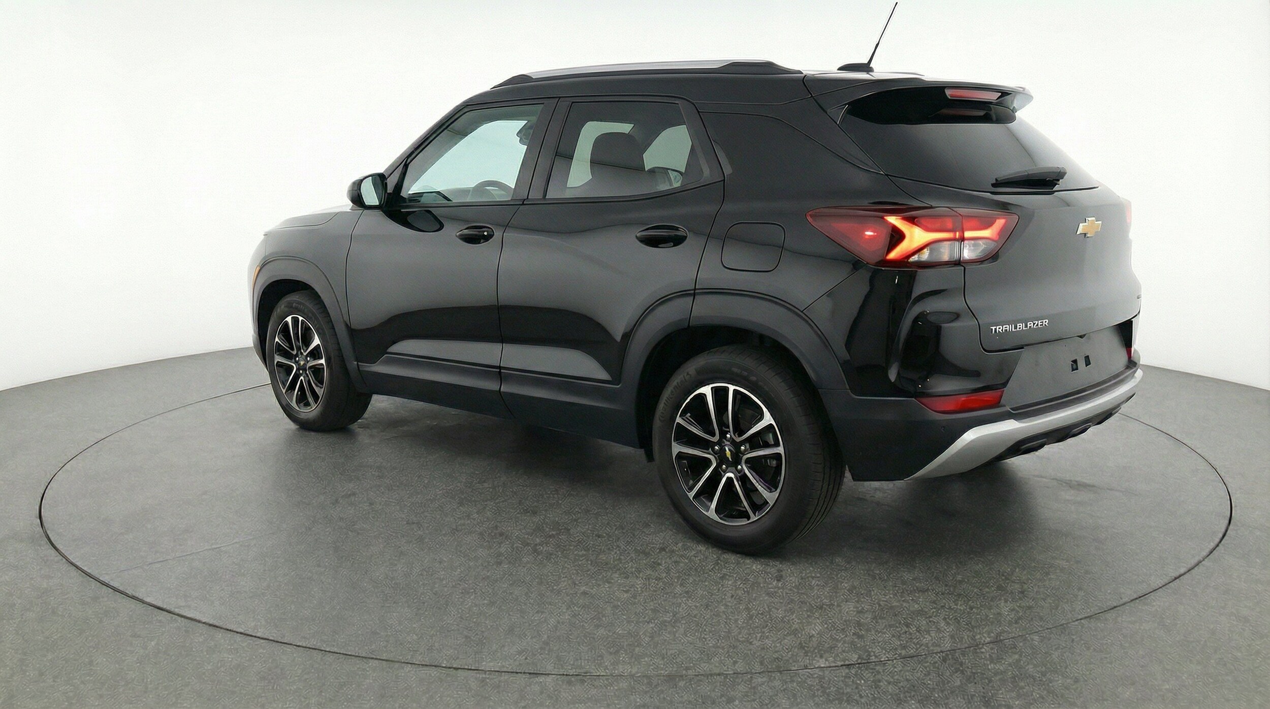 Thumbnail: 2025 Chevrolet TrailBlazer - 6
