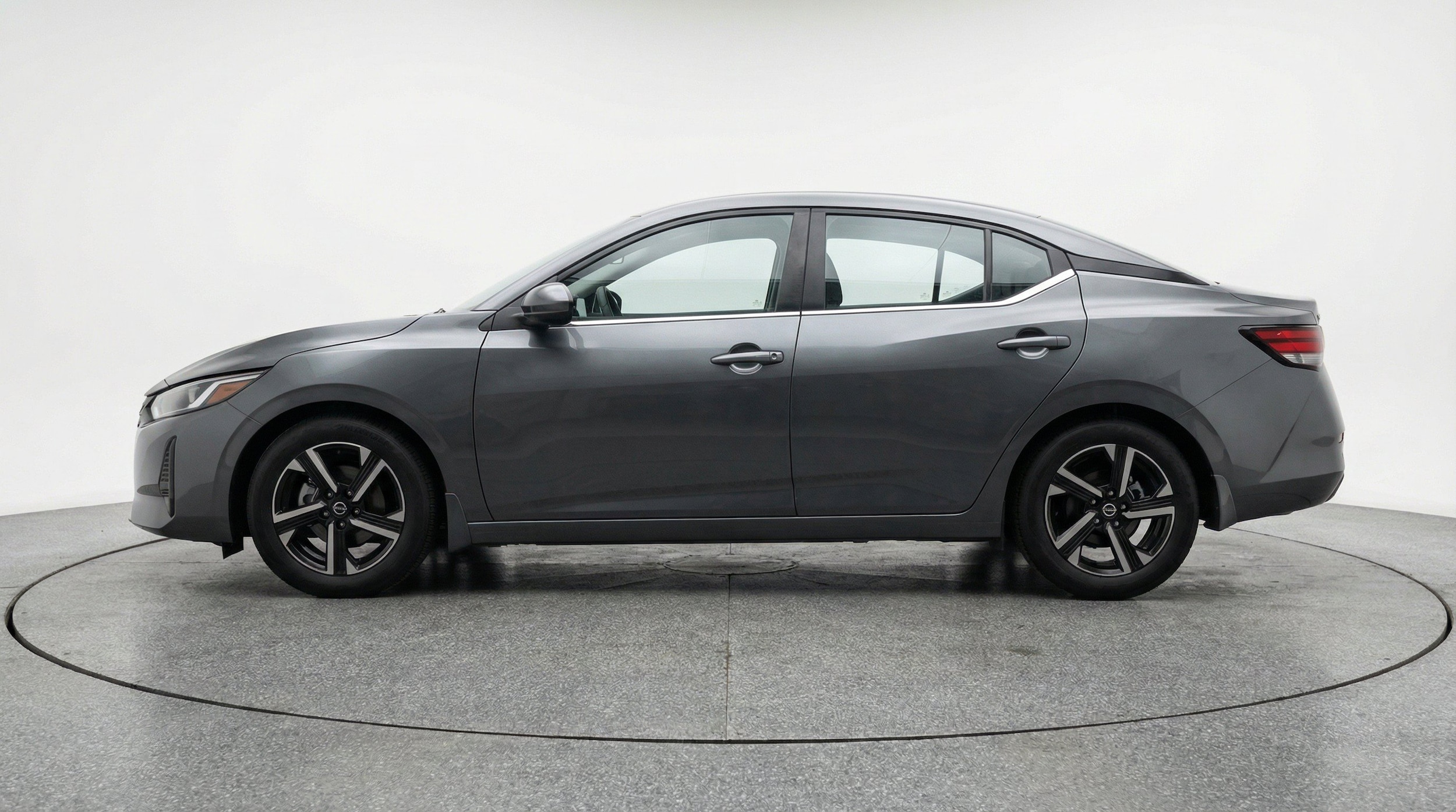 Thumbnail: 2025 Nissan Sentra - 5
