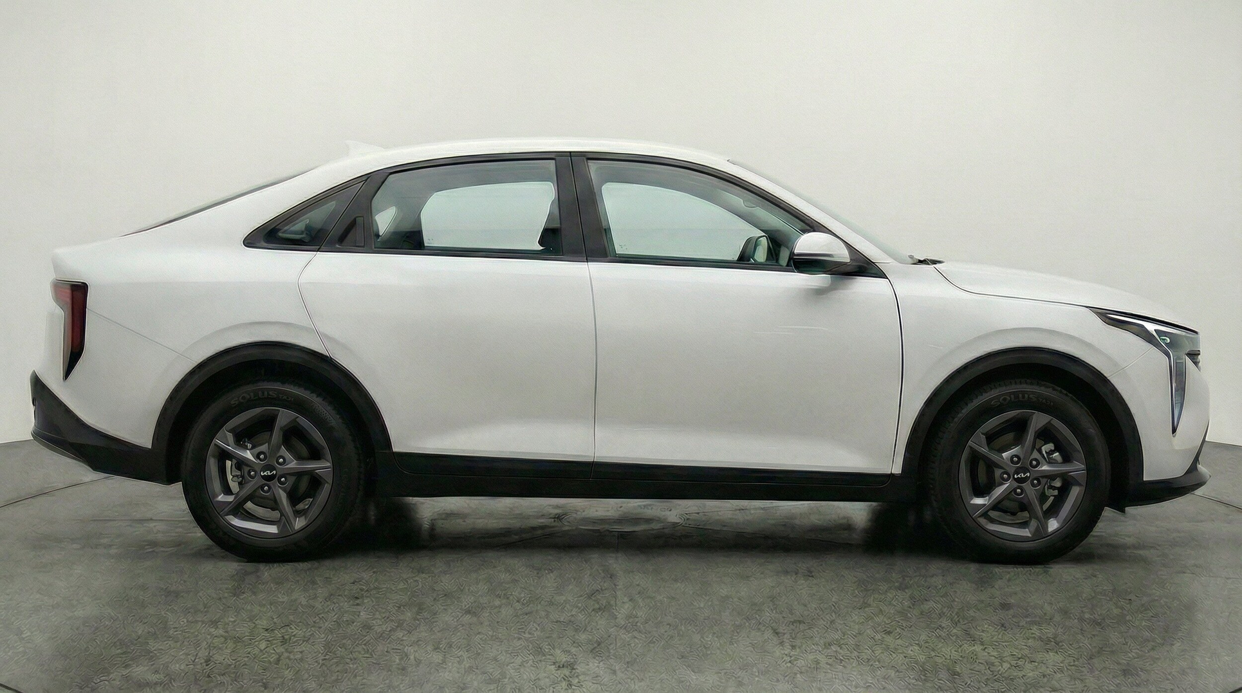 Thumbnail: 2025 Kia K4 - 10