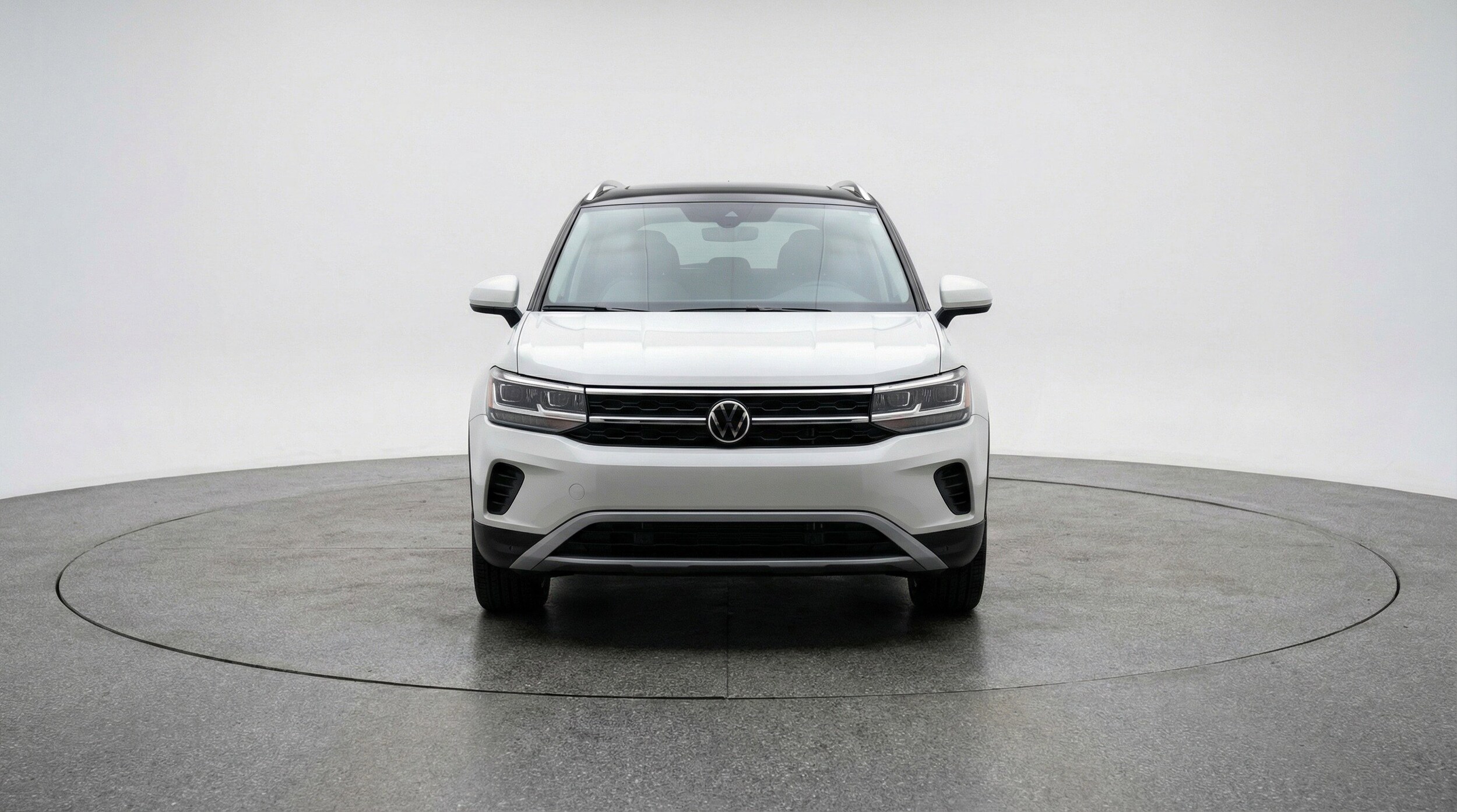 Thumbnail: 2025 Volkswagen Taos - 2