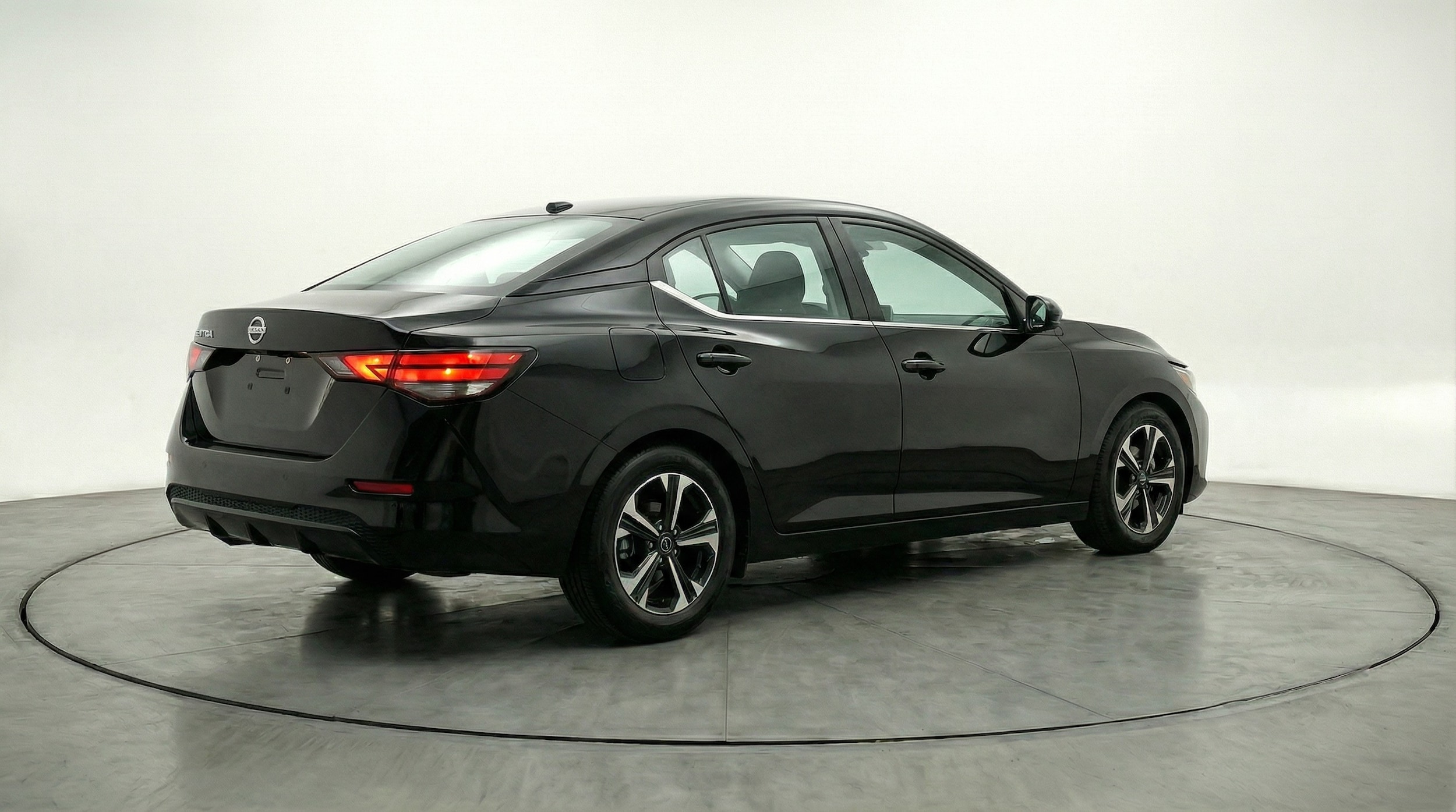 Thumbnail: 2025 Nissan Sentra - 5