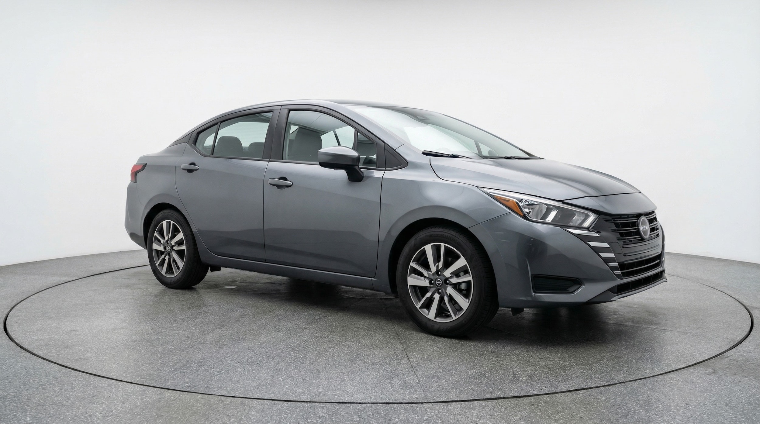 2025 Nissan Versa SV FWD