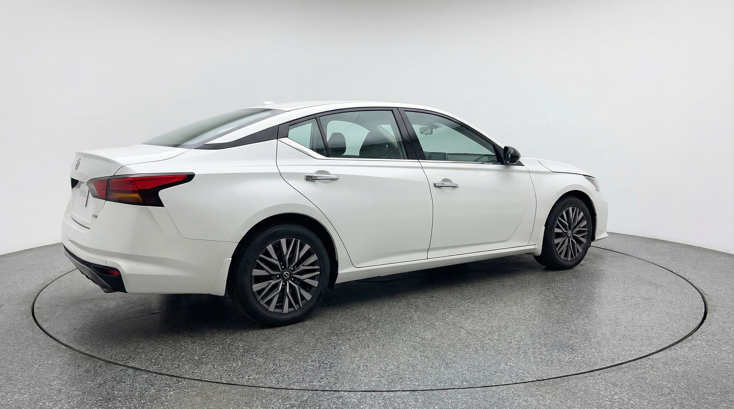 Thumbnail: 2025 Nissan Altima - 7