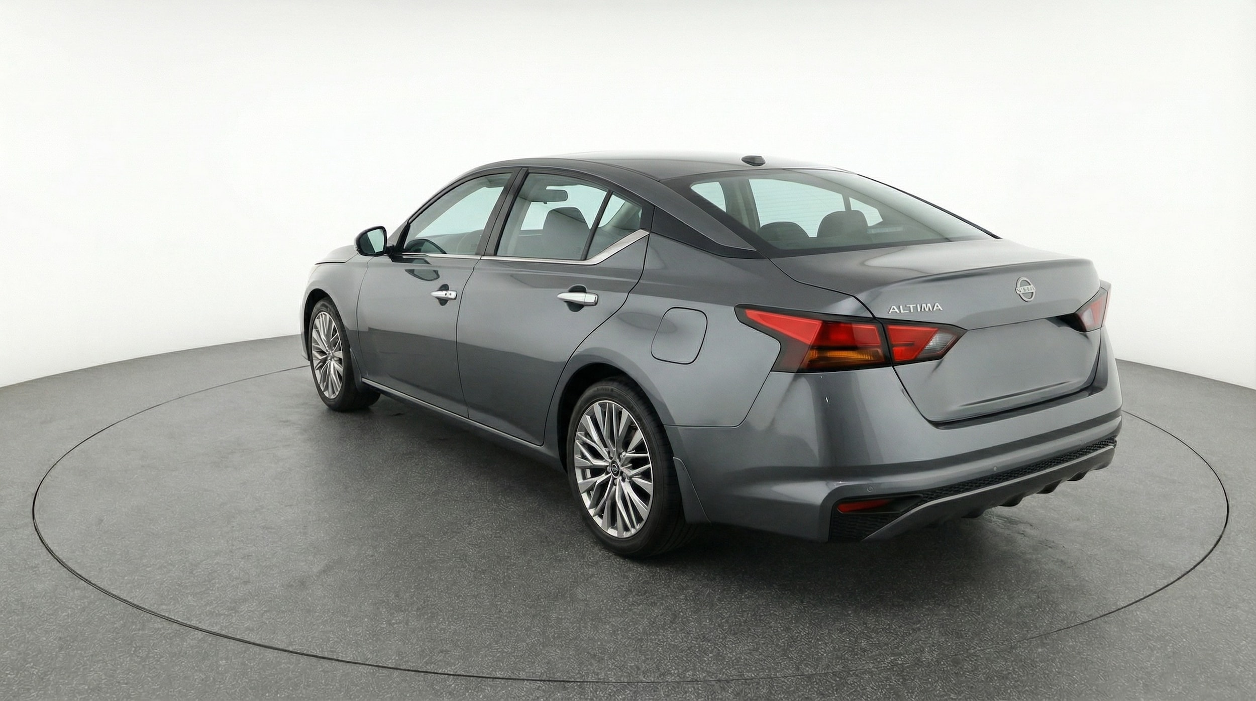 Thumbnail: 2025 Nissan Altima - 5