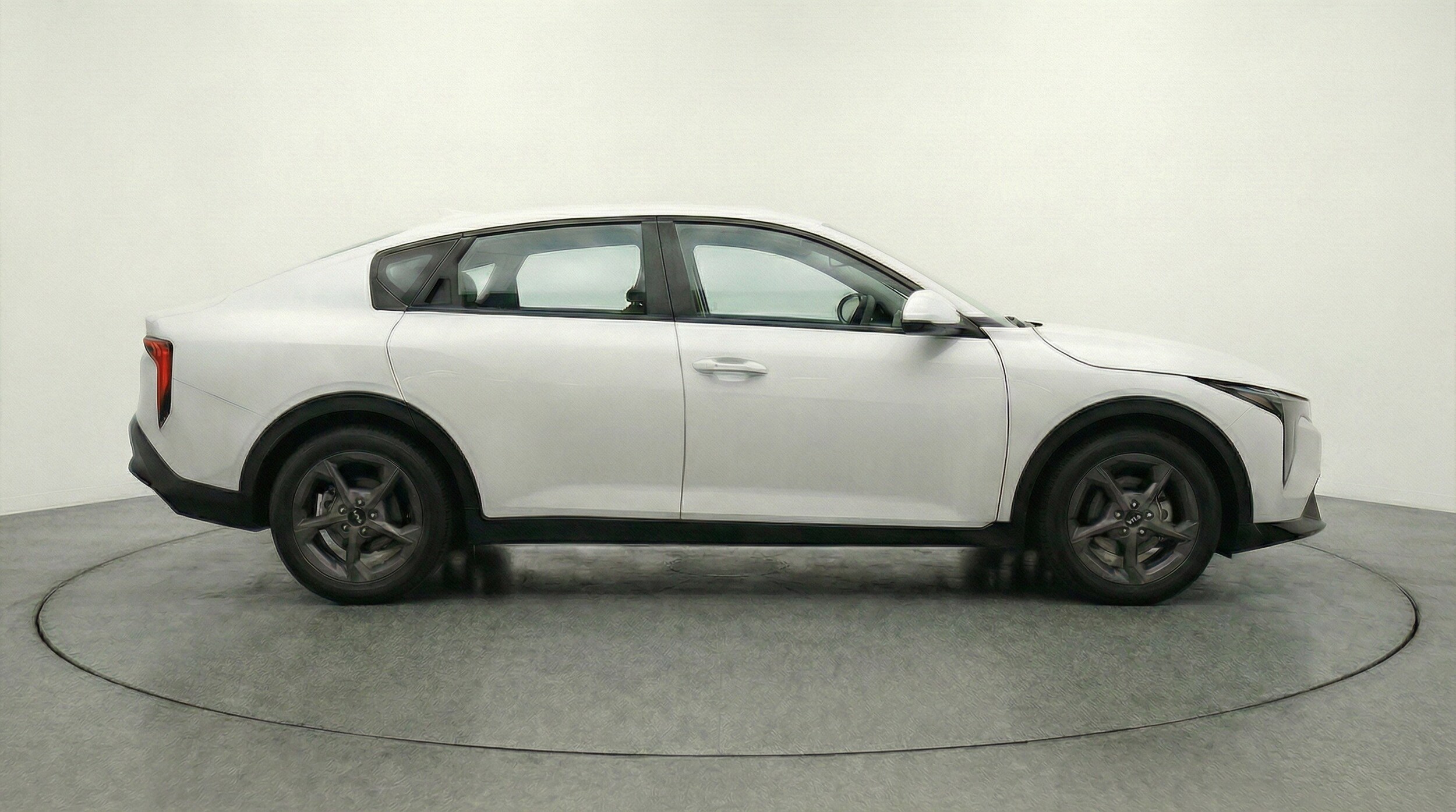 Thumbnail: 2025 Kia K4 - 9