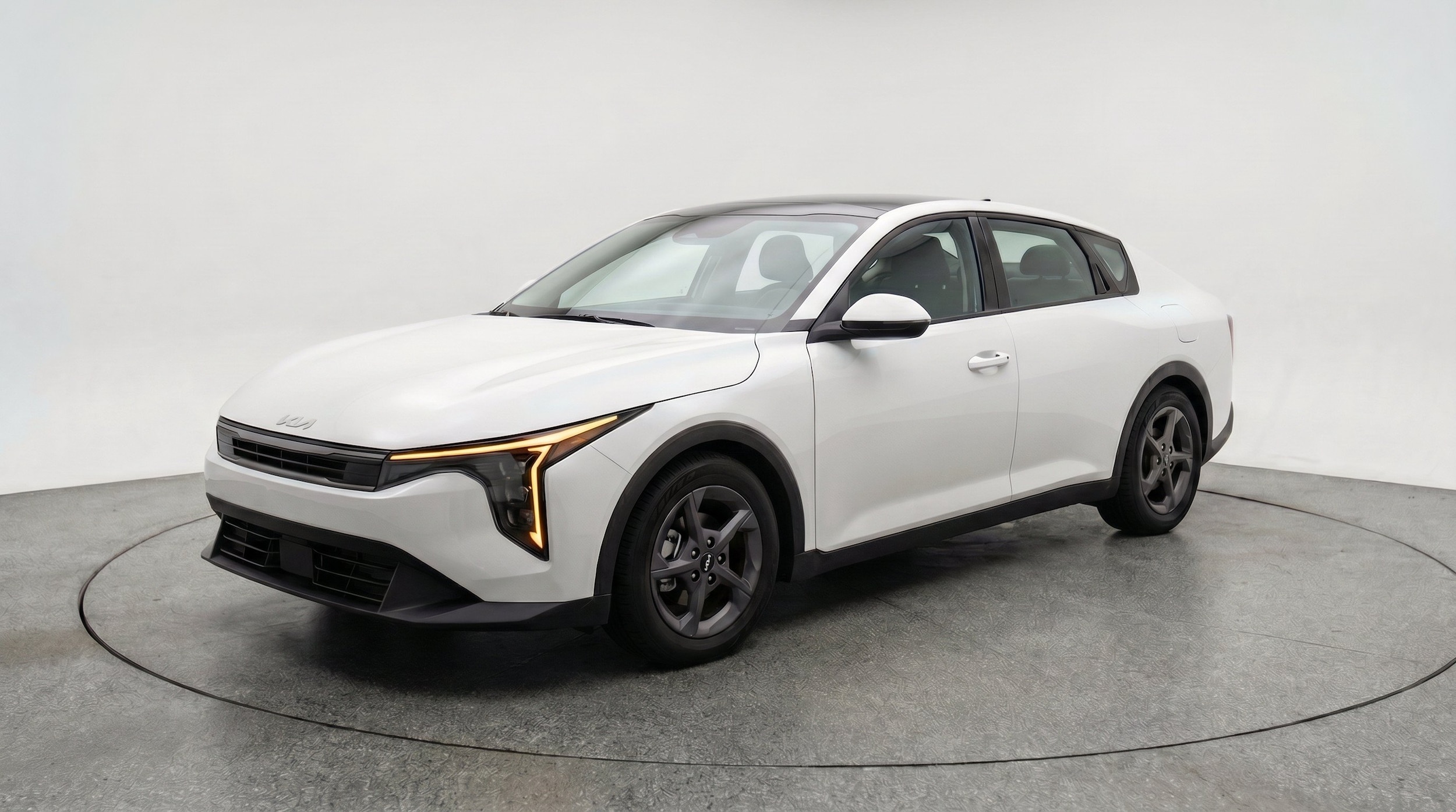 Thumbnail: 2025 Kia K4 - 3