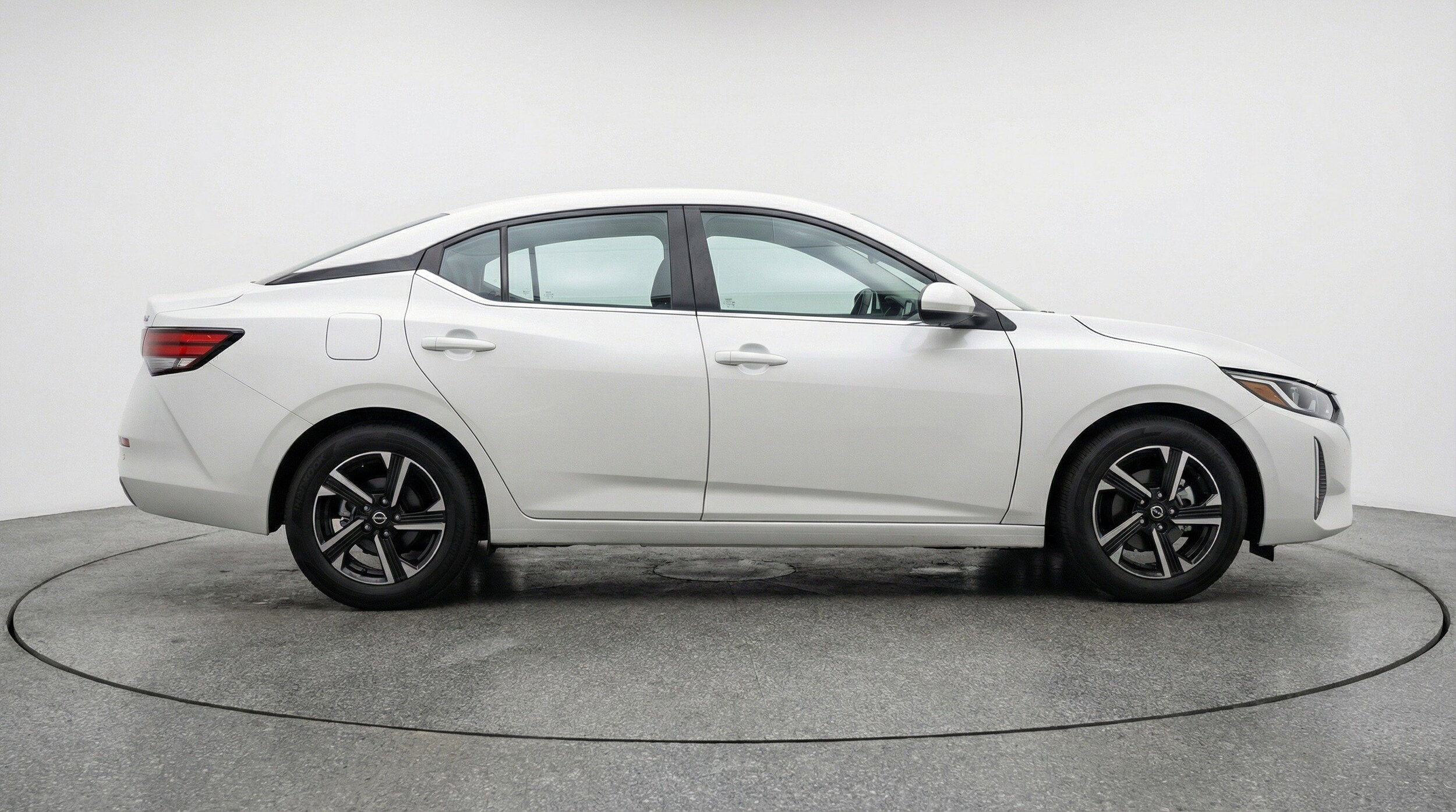 Thumbnail: 2025 Nissan Sentra - 11