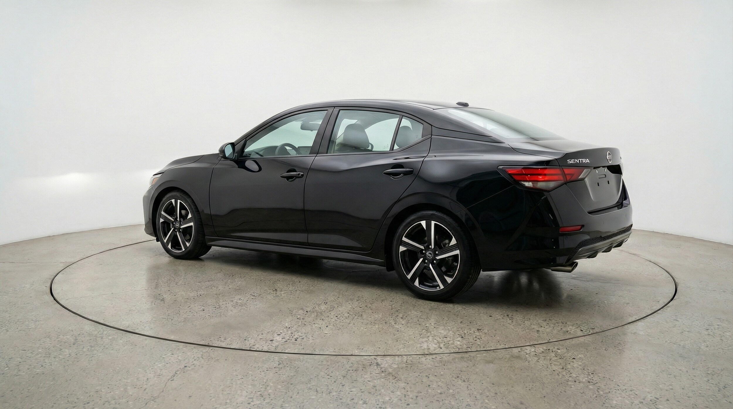 Thumbnail: 2025 Nissan Sentra - 5