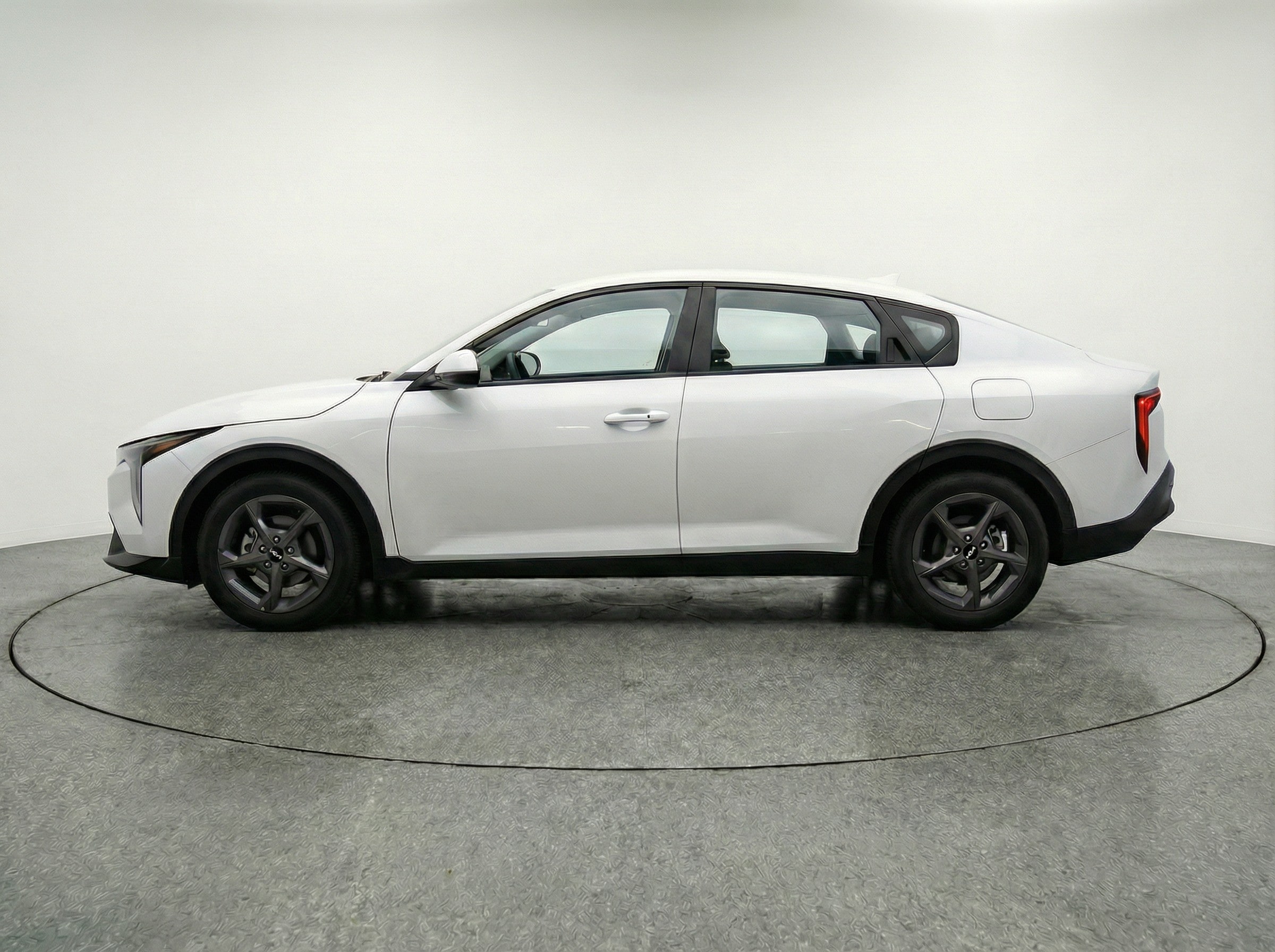 Thumbnail: 2025 Kia K4 - 4