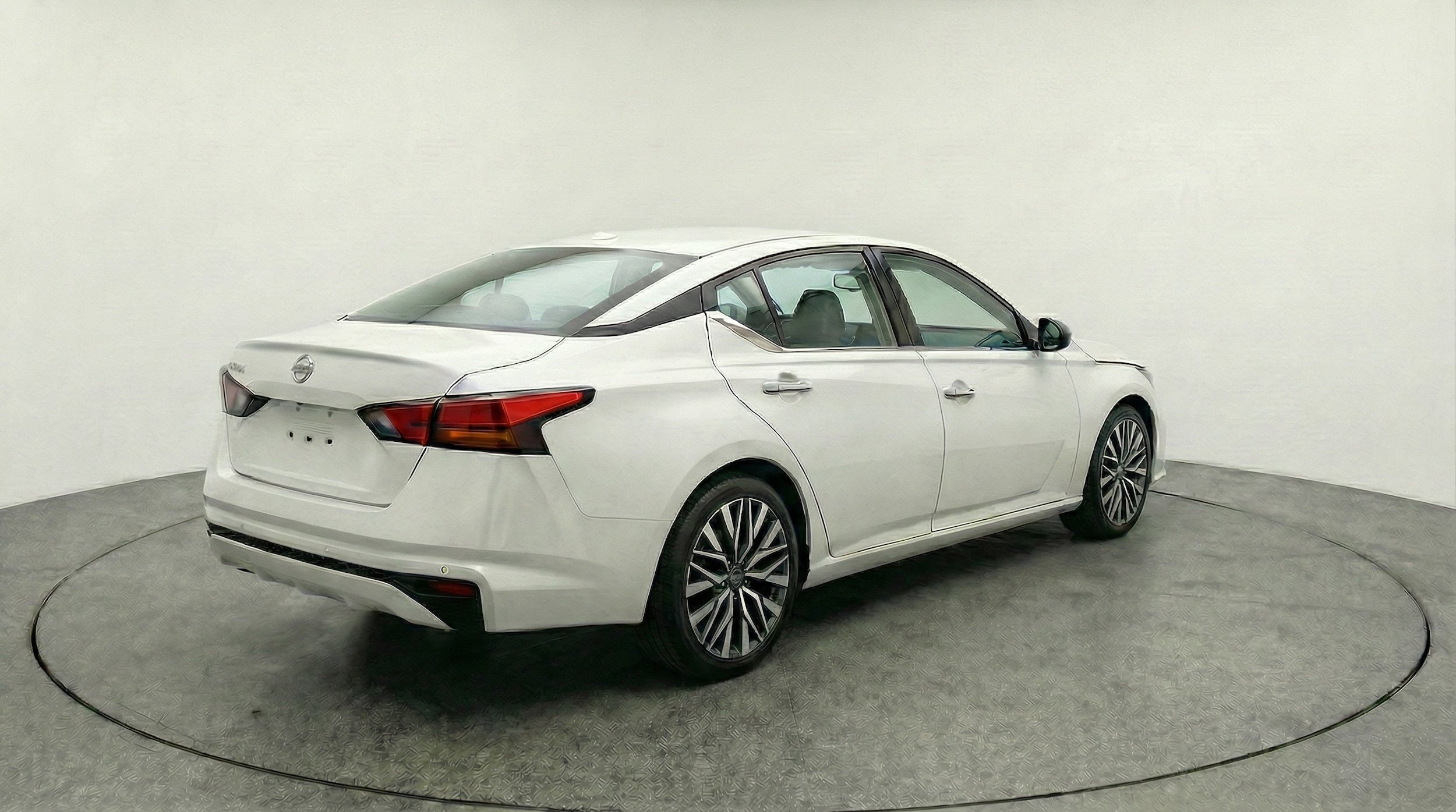 Thumbnail: 2025 Nissan Altima - 7