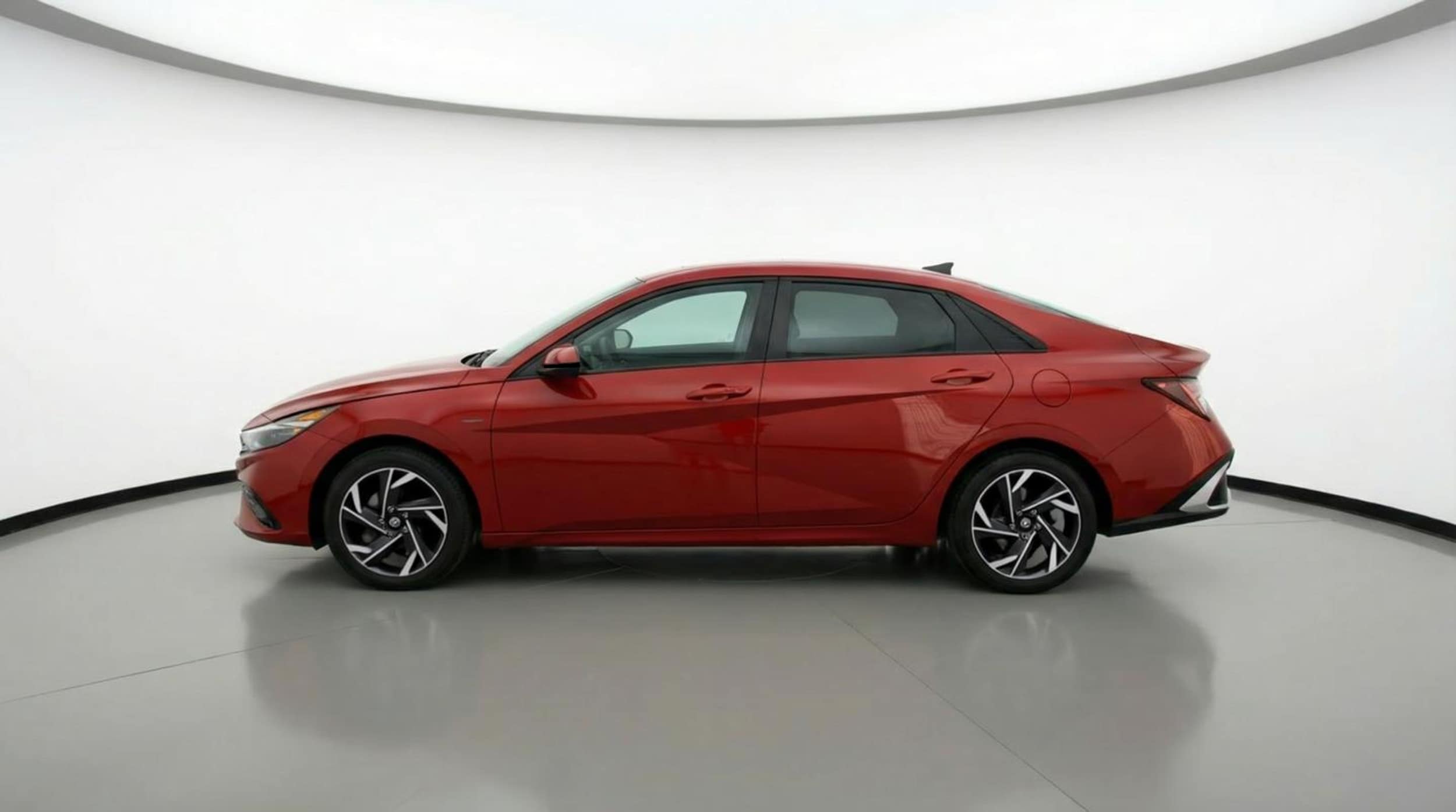 Thumbnail: 2025 Hyundai Elantra - 4