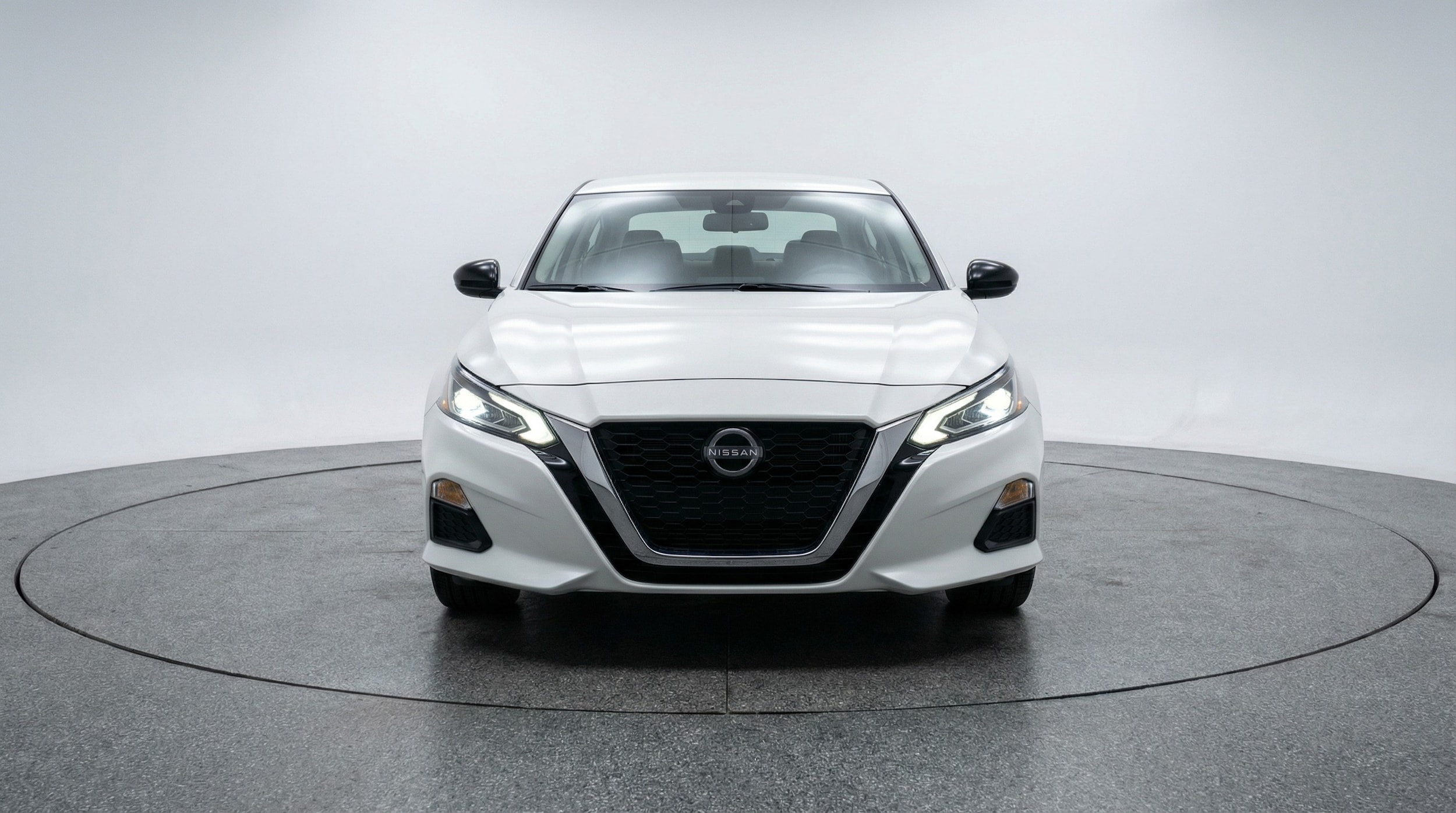 Thumbnail: 2025 Nissan Altima - 2