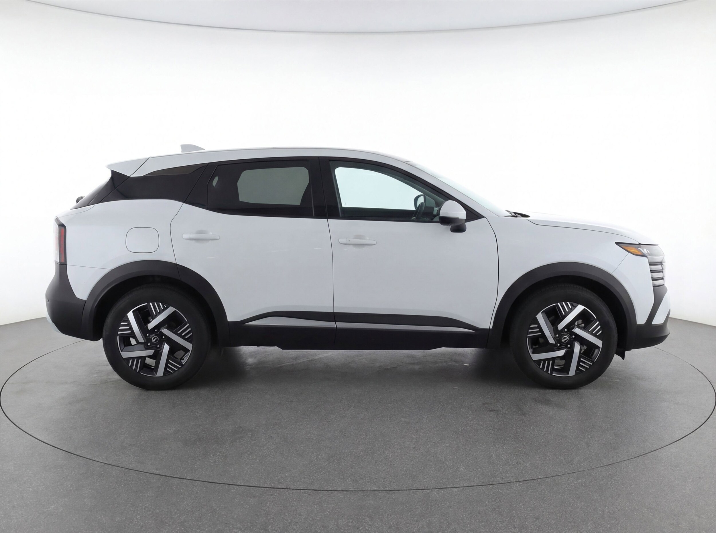 Thumbnail: 2025 Nissan Kicks - 11